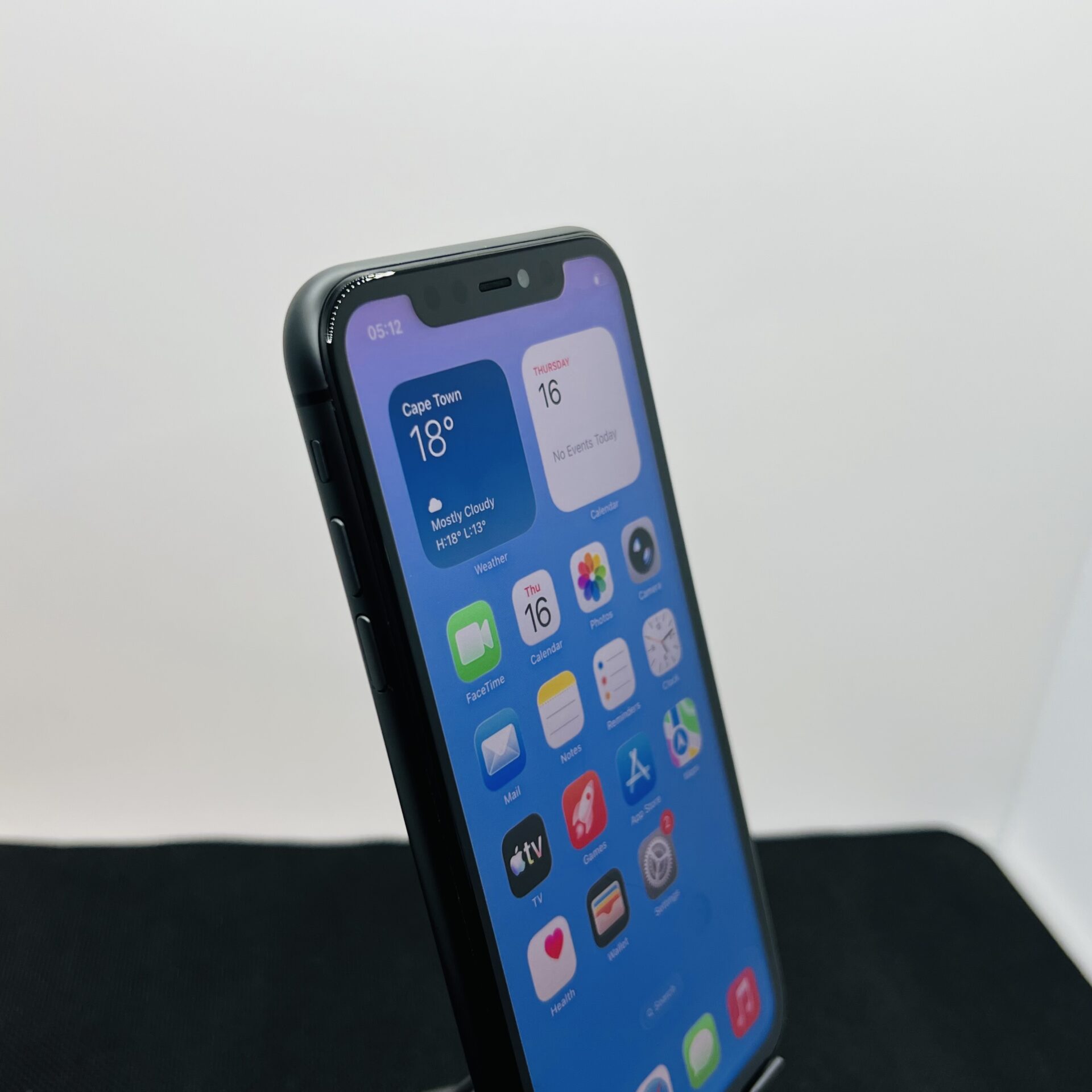 Apple iPhone 11 64GB Black - Shadow Spots on Rear Camera (Condition: Good) - Image 6
