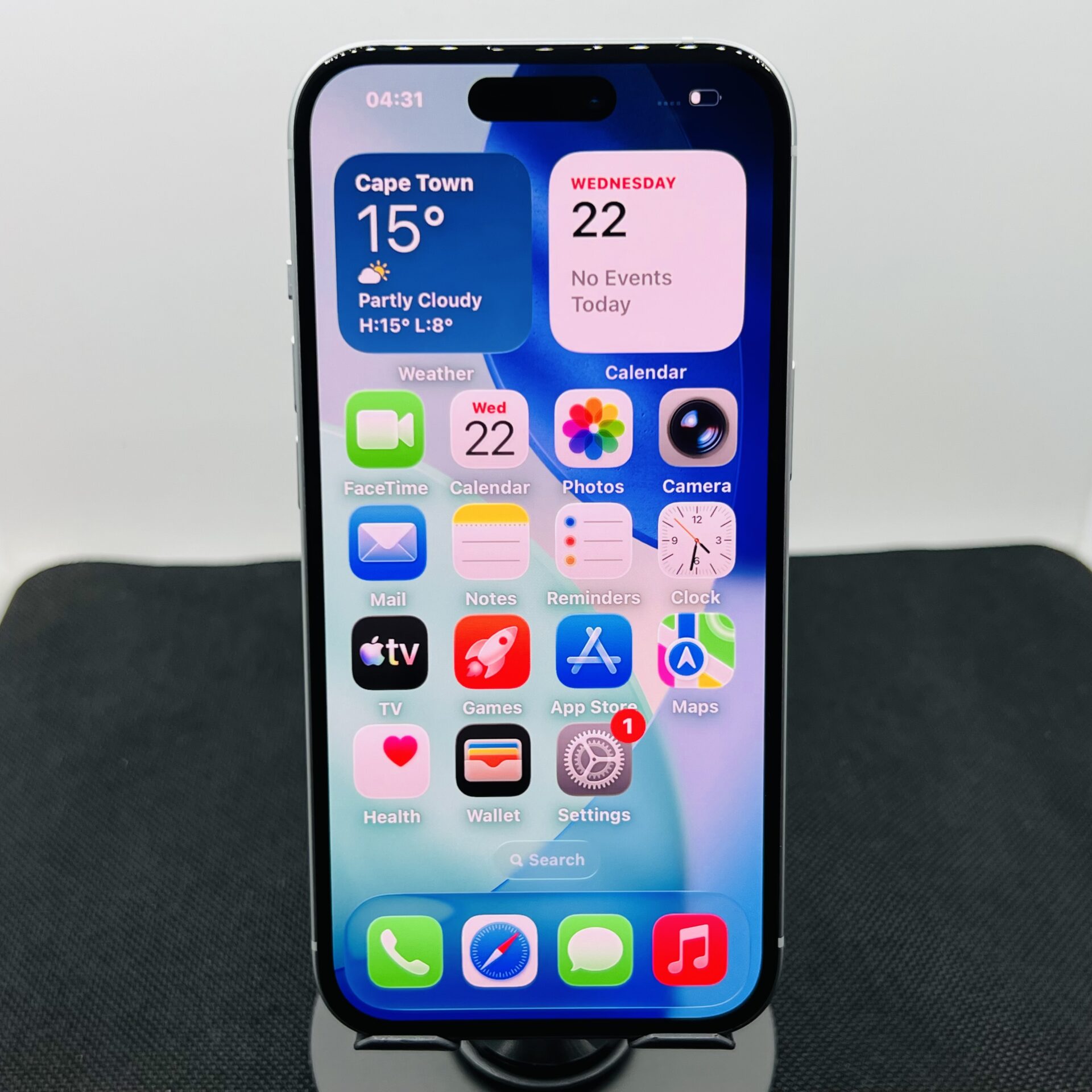 Apple iPhone 15 128GB Blue (Condition: Good) - Image 2