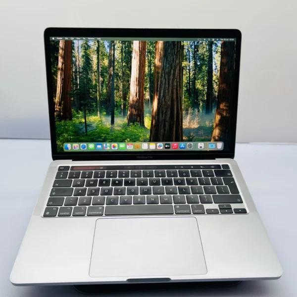 macbook pro M1 2020 メモリ16GB SSD1TB Apple MacBook Pro “M1” 13-Inch 8 CPU/ 8 GPU (2020) 16GB RAM 256GB