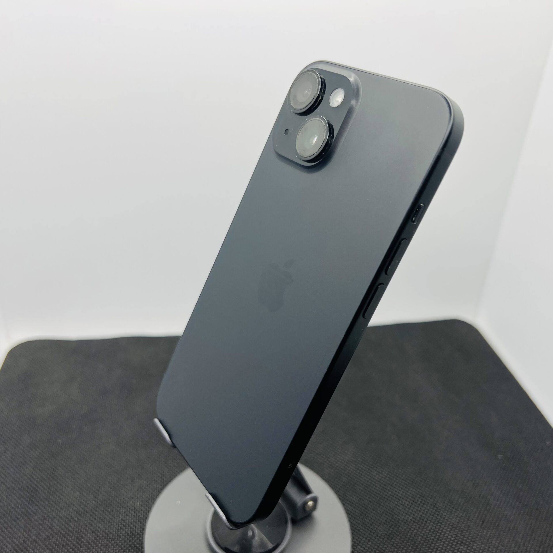 Apple iPhone 15 128GB Black (Condition: Good) - Image 8