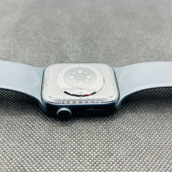 Apple Watch Series 9 45mm GPS Only Midnight (Condition: Good) - Image 6