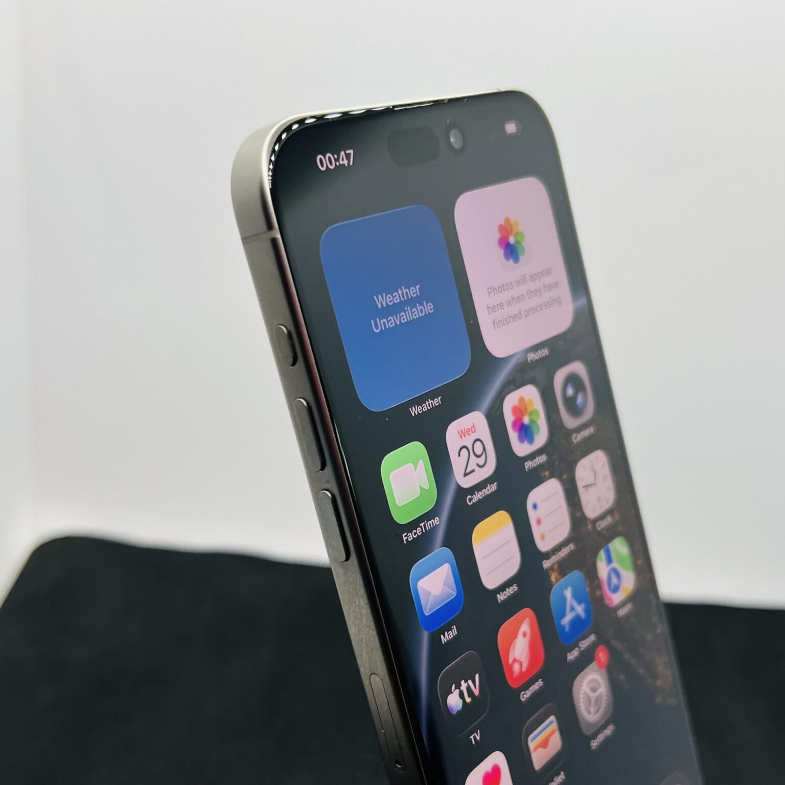 Apple iPhone 15 Pro Max 256GB Natural Titanium (Condition: Good) | Epic