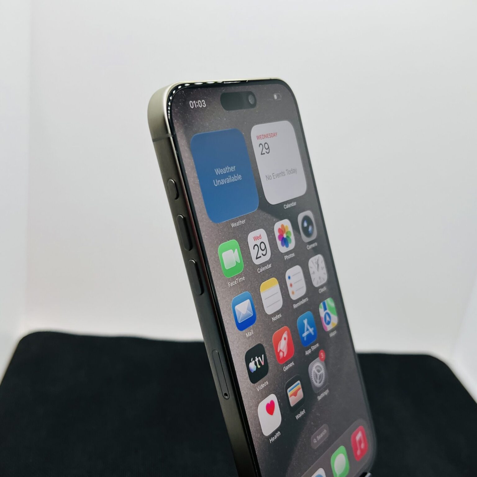 Apple iPhone 15 Pro Max 256GB Natural Titanium (Condition: Excellent