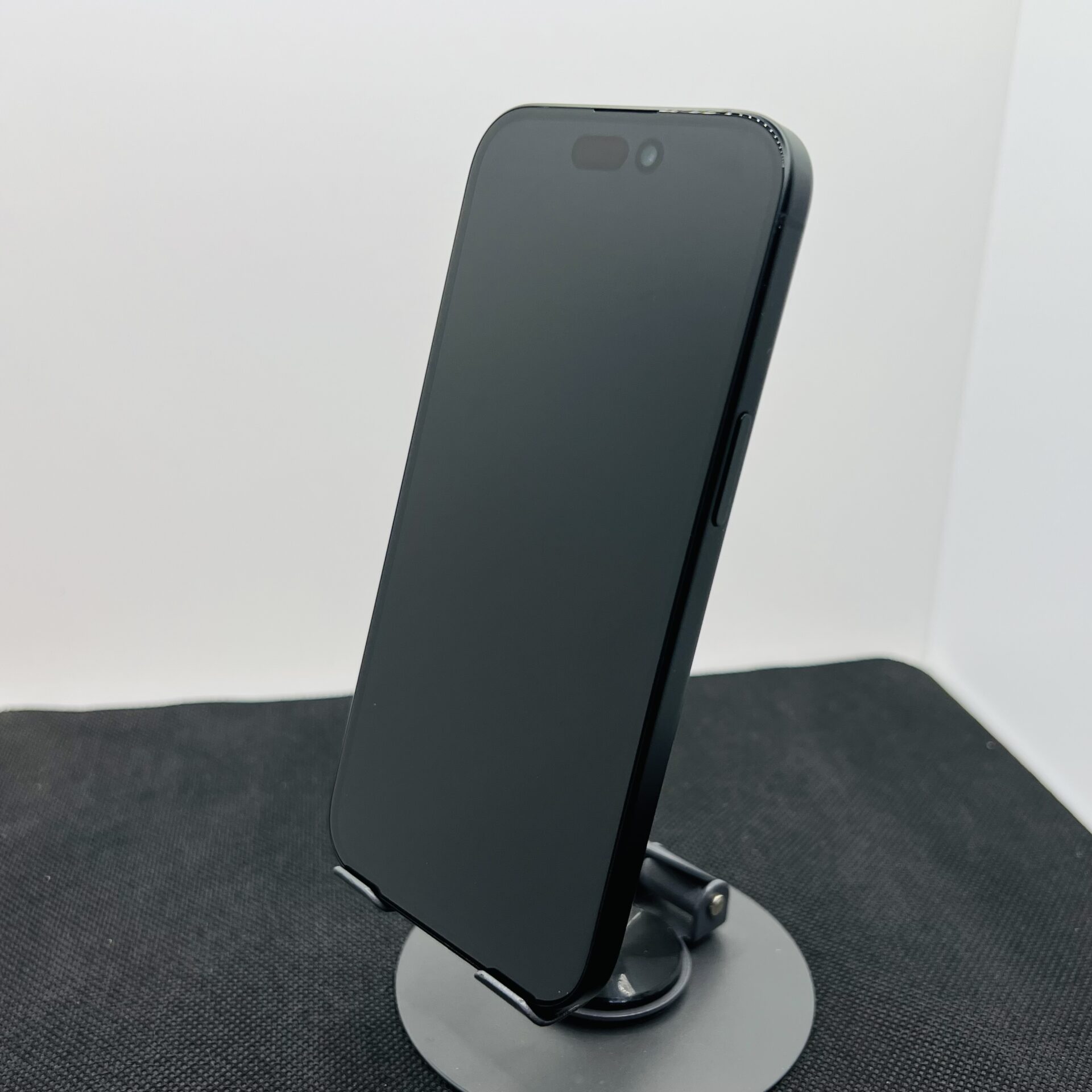 Apple iPhone 15 128GB Black (Condition: Good) - Image 7