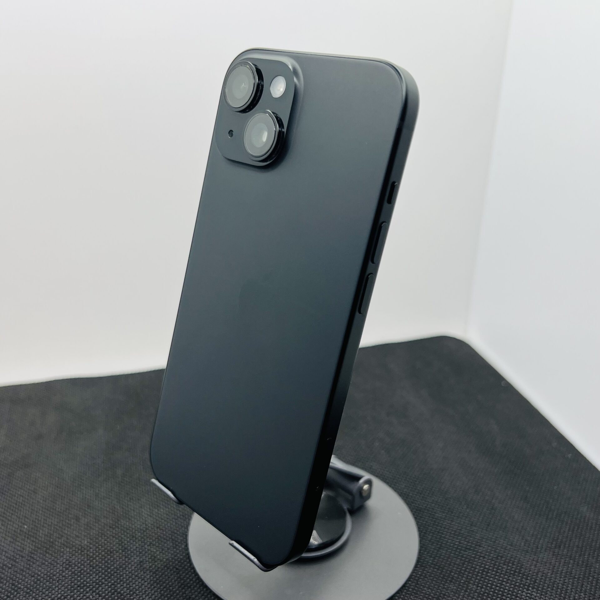 Apple iPhone 15 128GB Black (Condition: Good) - Image 8