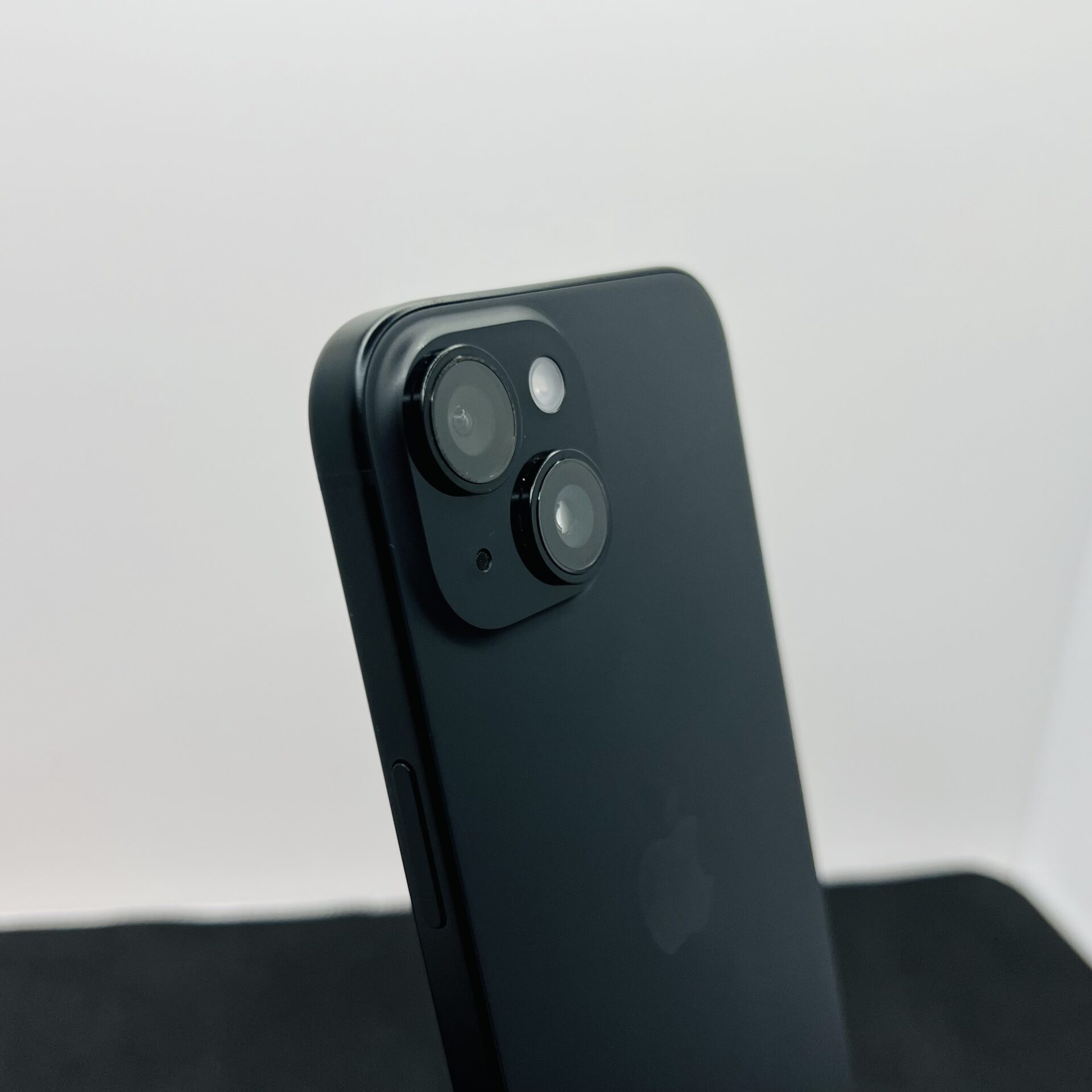 Apple iPhone 15 128GB Black (Condition: Good) - Image 10