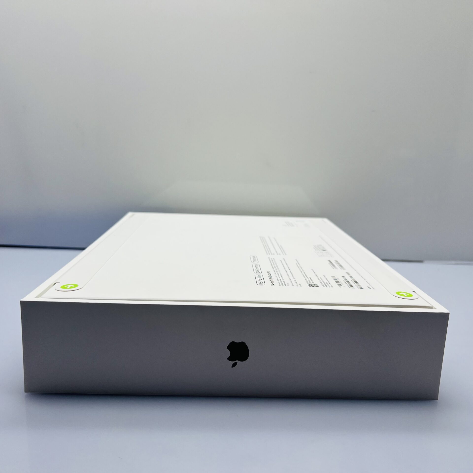 Apple MacBook Pro 14-inch "M5 Pro" 15 CPU/16 GPU 24GB RAM 1TB SSD Space Black (Condition: Brand New) - Image 6