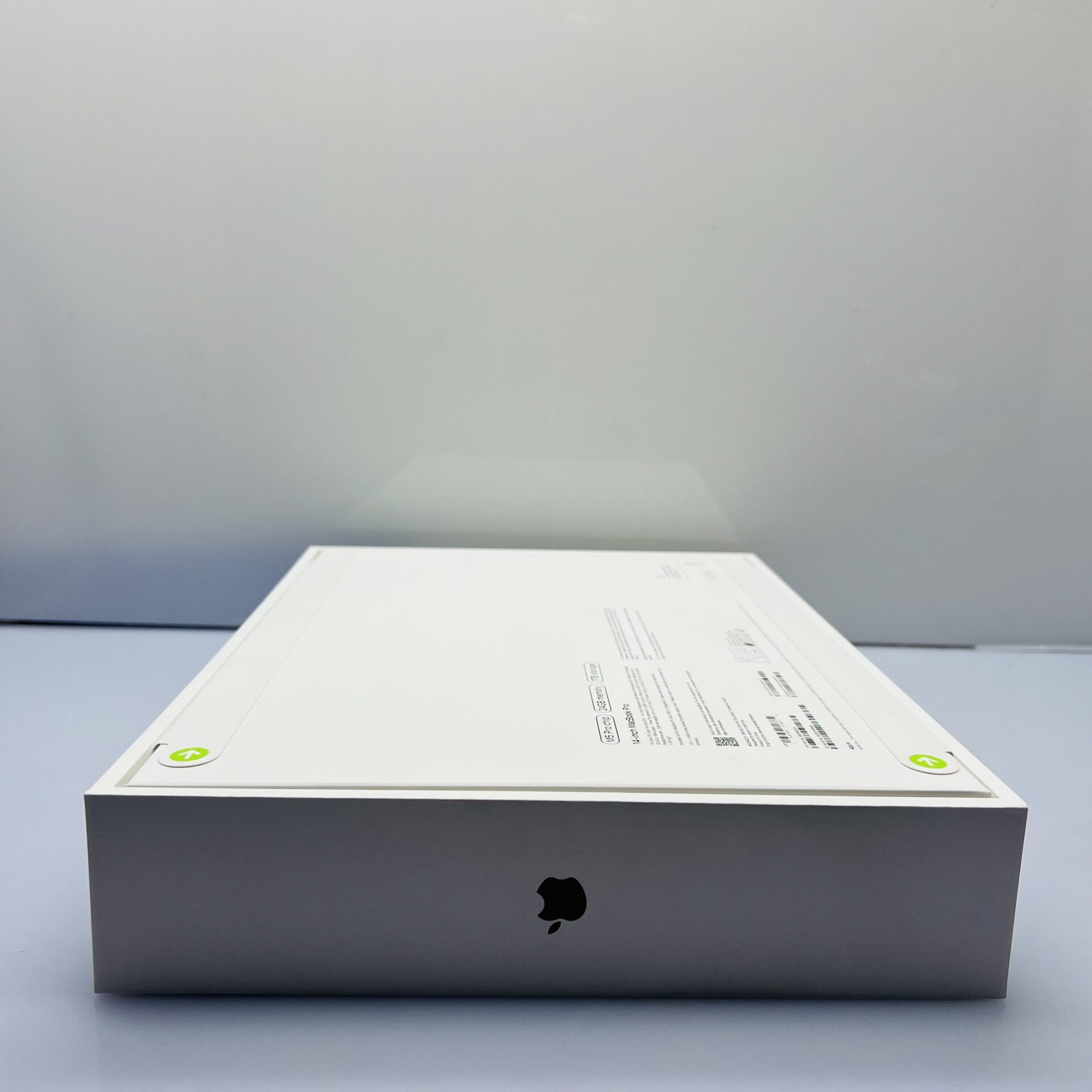 Apple MacBook Pro 14-inch "M5 Pro" 15 CPU/16 GPU 24GB RAM 1TB SSD Space Black (Condition: Brand New) - Image 7