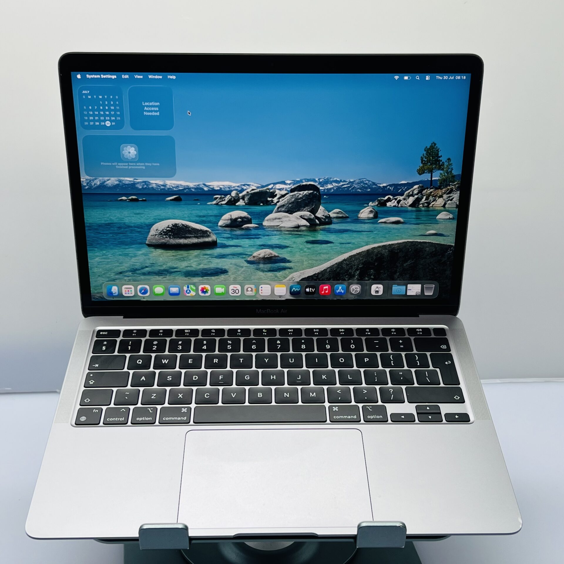 Apple MacBook Air 13-inch 