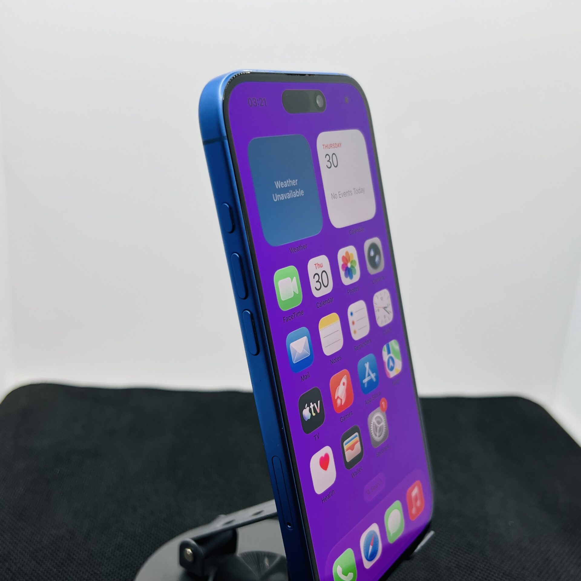 Apple iPhone 16 128GB Ultramarine (Condition: Good) - Image 3