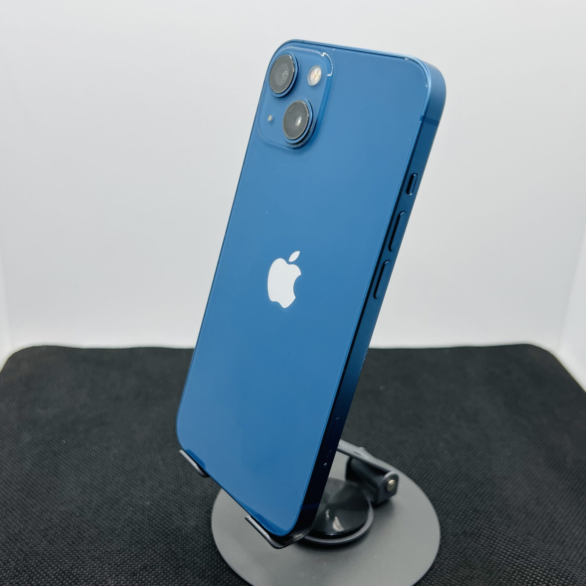 Apple iPhone 13 128GB Blue (Condition: Good) - Image 8
