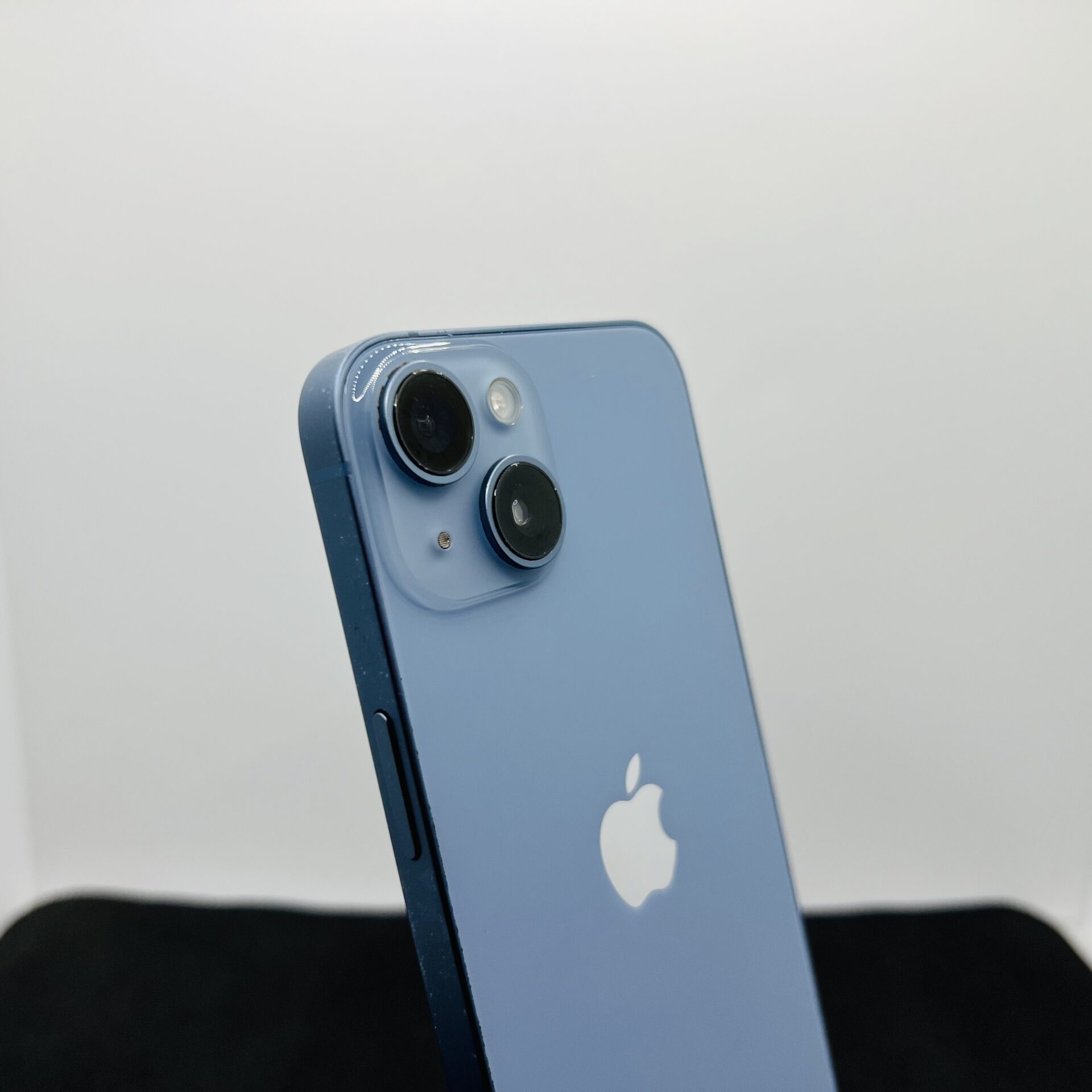 Apple iPhone 14 128GB Blue (Condition: Good) - Image 10