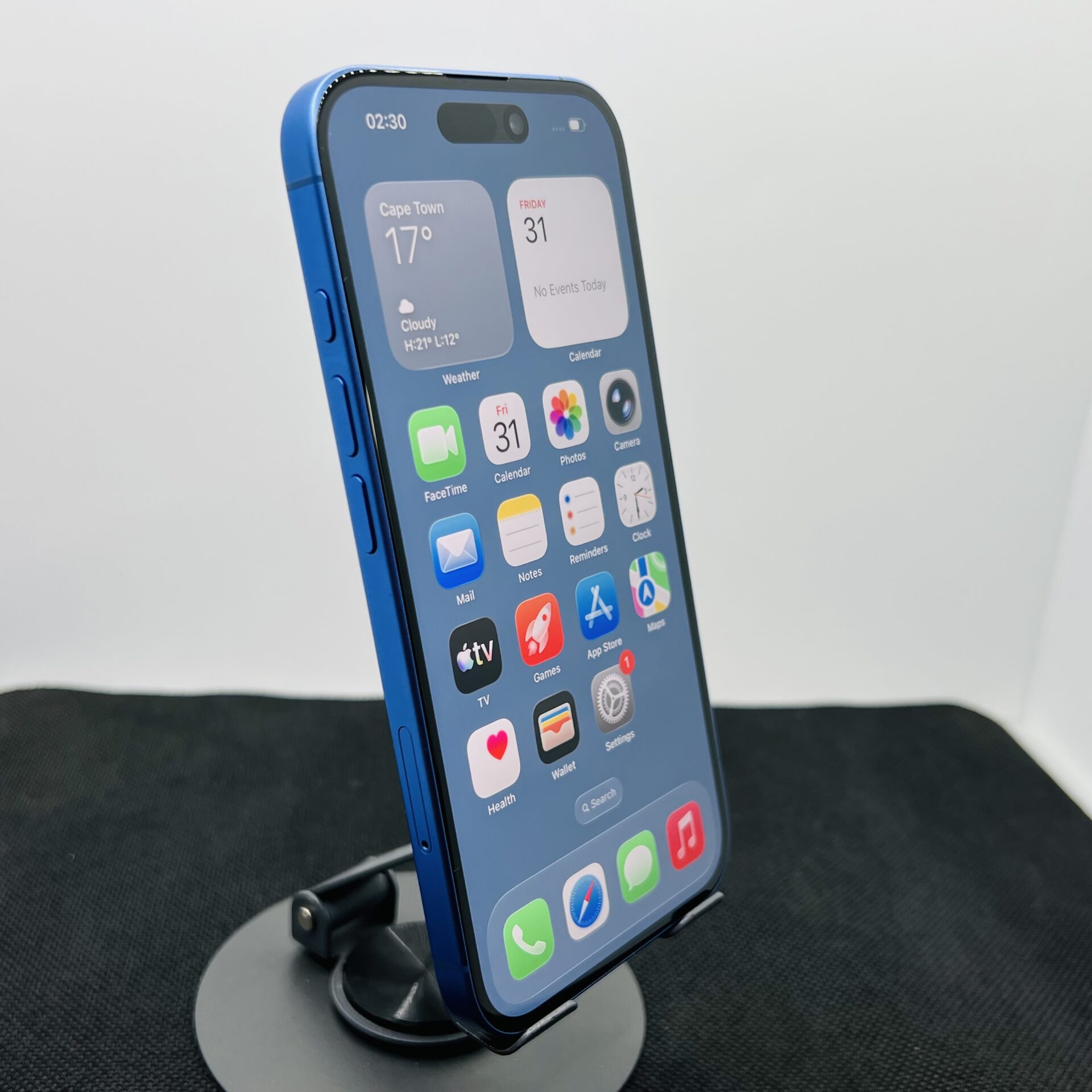 Apple iPhone 16 128GB Ultramarine (Condition: Excellent) - Image 3