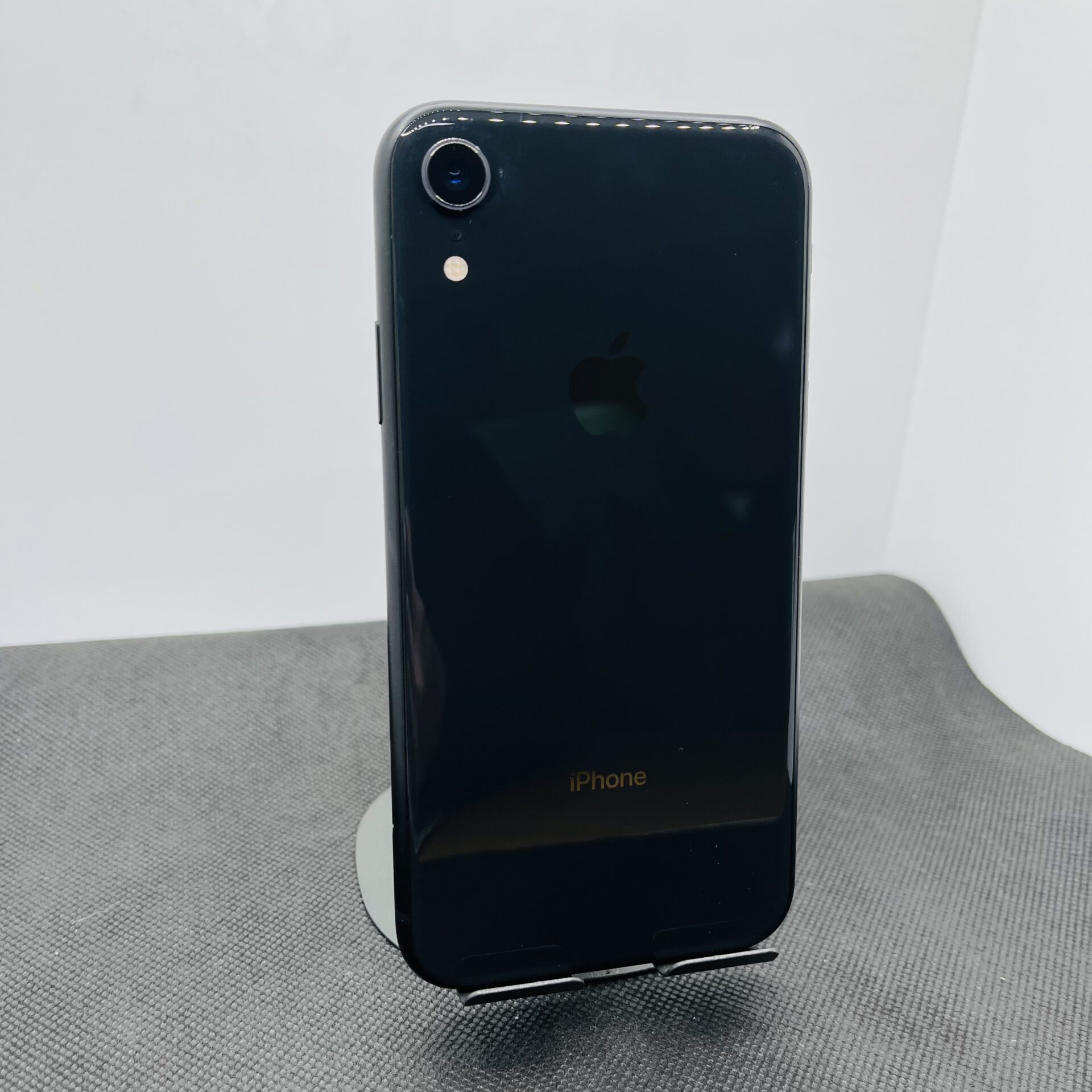 Apple iPhone XR 64GB Black - Face ID Not Working (Condition: Good) - Image 6