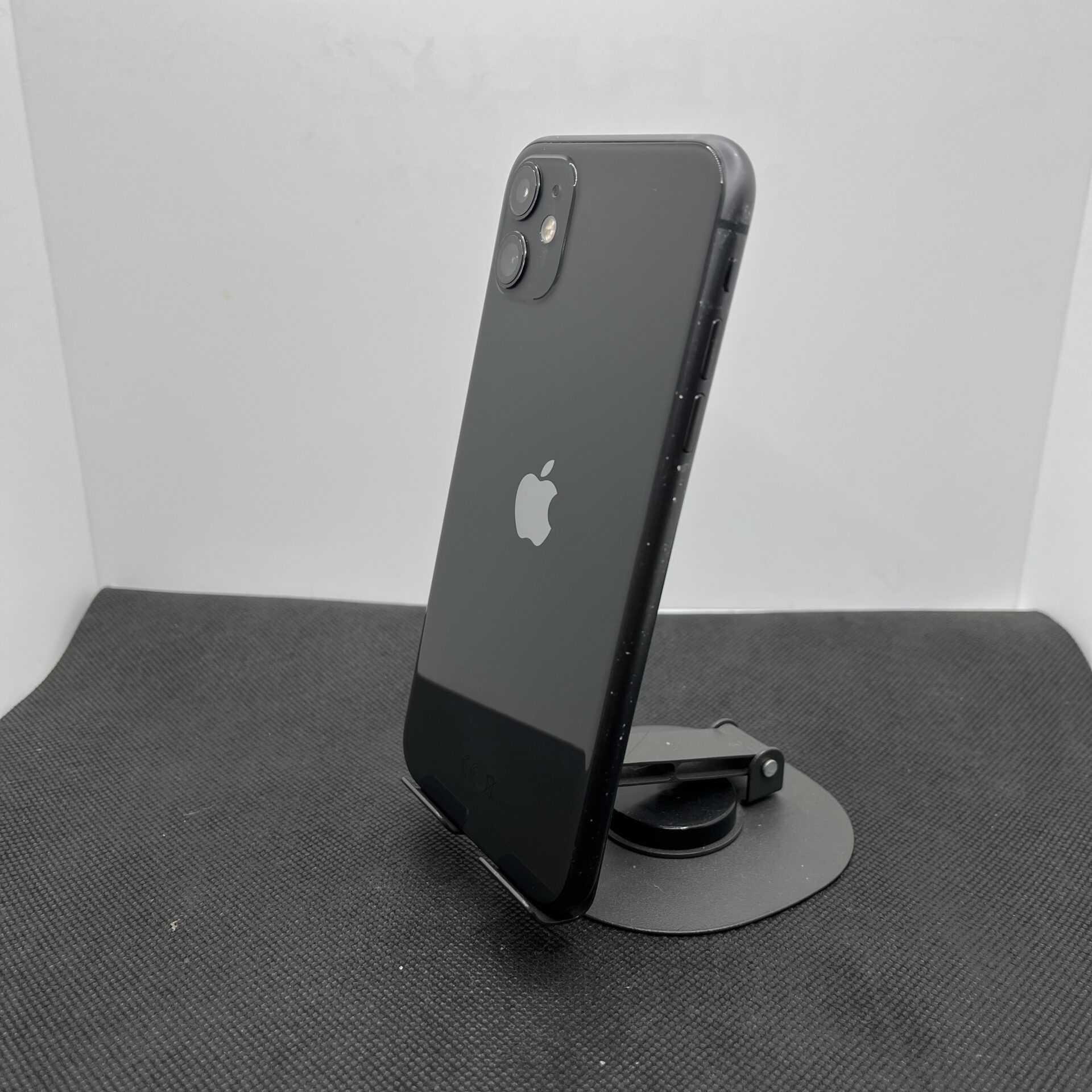 Apple iPhone 11 128GB Black (Condition: Good) - Image 8