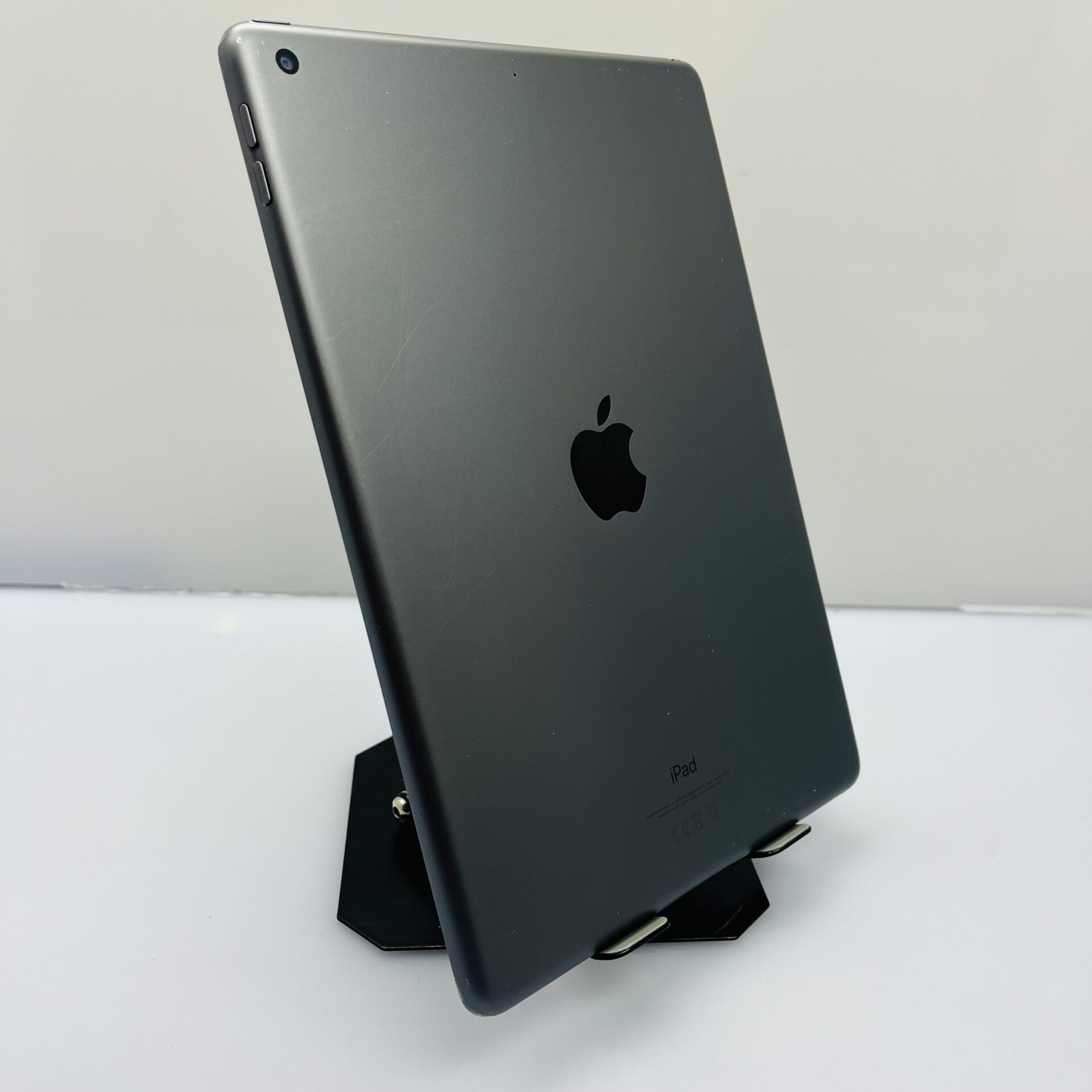 Apple iPad 9th Gen 64GB (Wi-Fi Only) Space Gray (Condition: Good) - Image 14