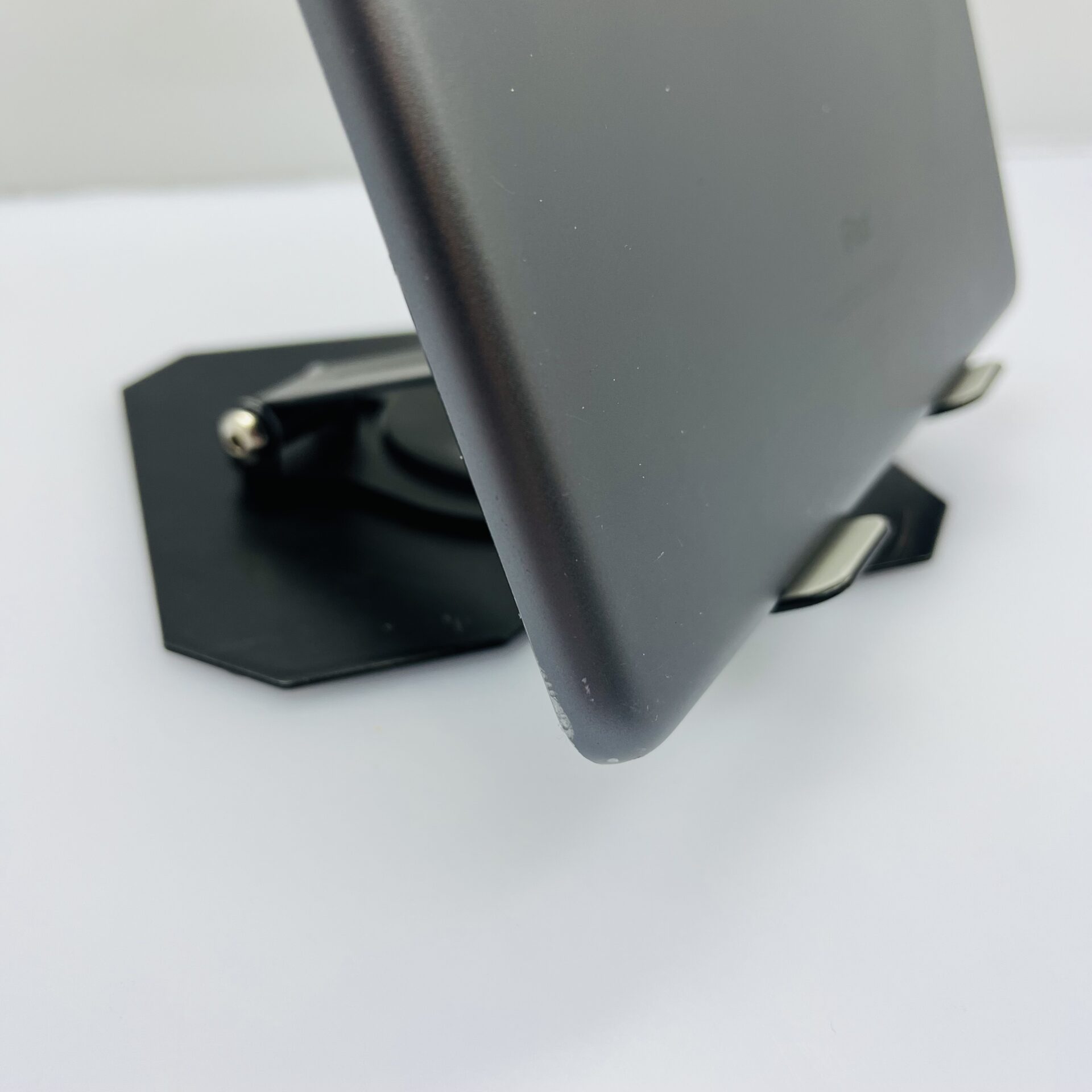 Apple iPad 9th Gen 64GB (Wi-Fi Only) Space Gray (Condition: Good) - Image 16