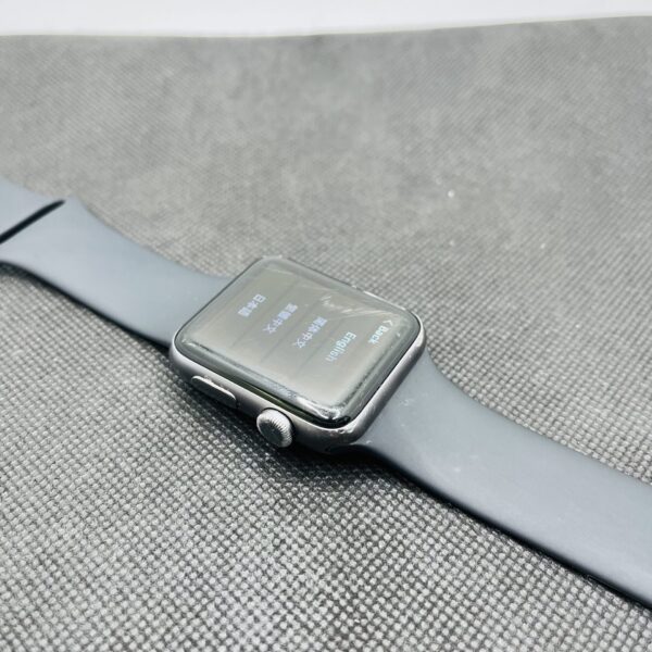 Apple Watch Series 3 42mm GPS Space Gray (Condition: Fair) - Image 6
