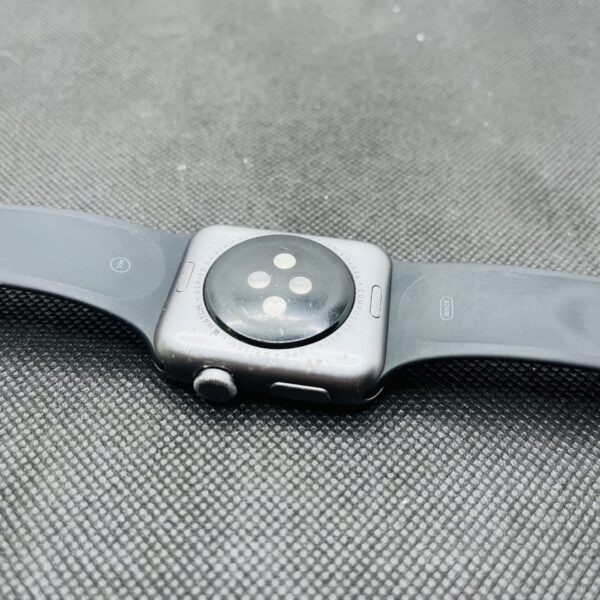 Apple Watch Series 3 42mm GPS Space Gray (Condition: Fair) - Image 13
