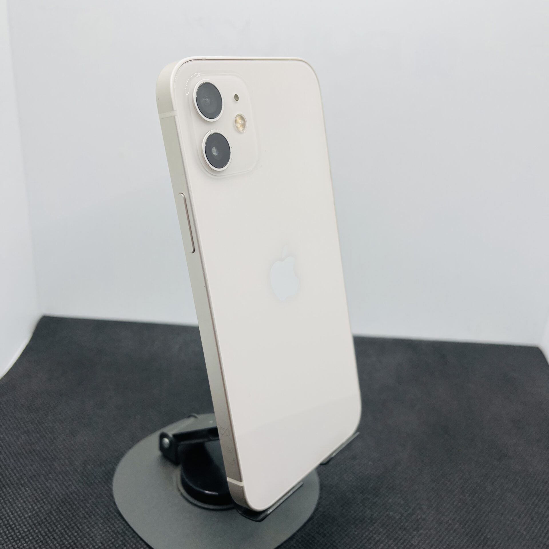 Apple iPhone 12 128GB White (Condition: Good) - Image 8
