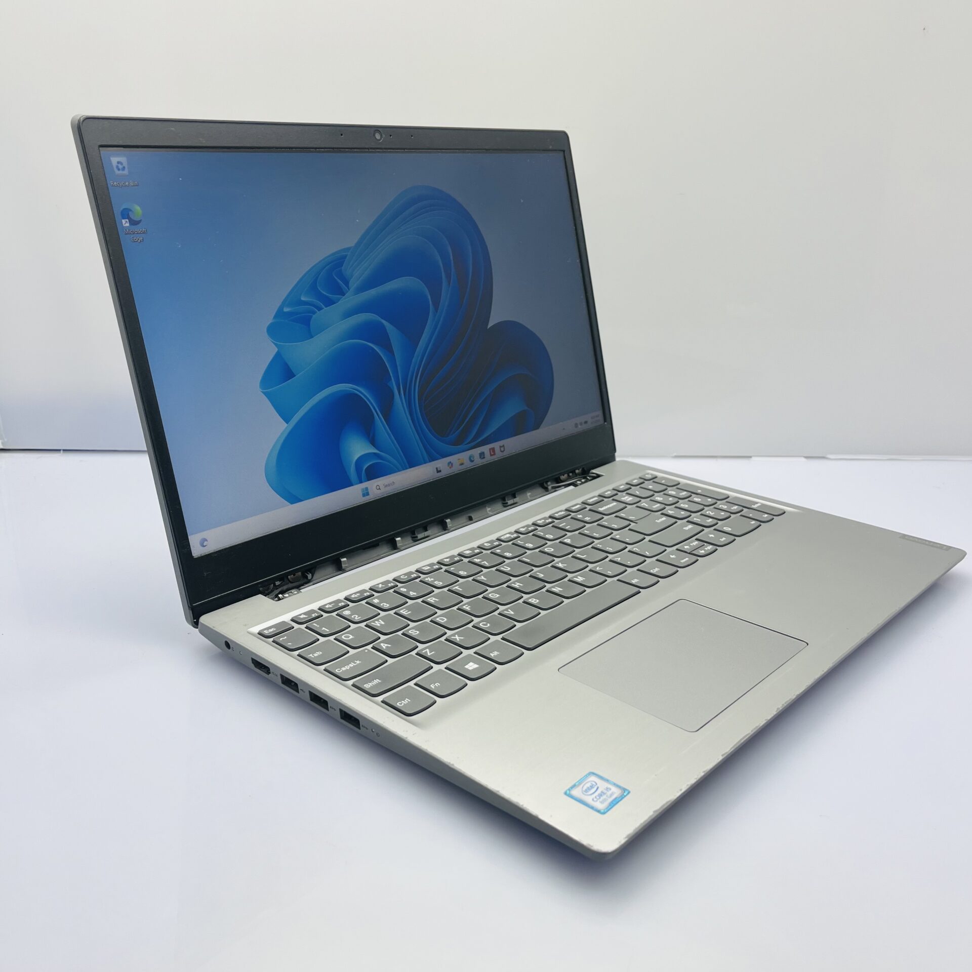 Lenovo IdeaPad S145 "Core i5 8th Gen" 1.60GHz 12GB RAM 256GB SSD Platinum Grey (Condition: Fair) - Image 3