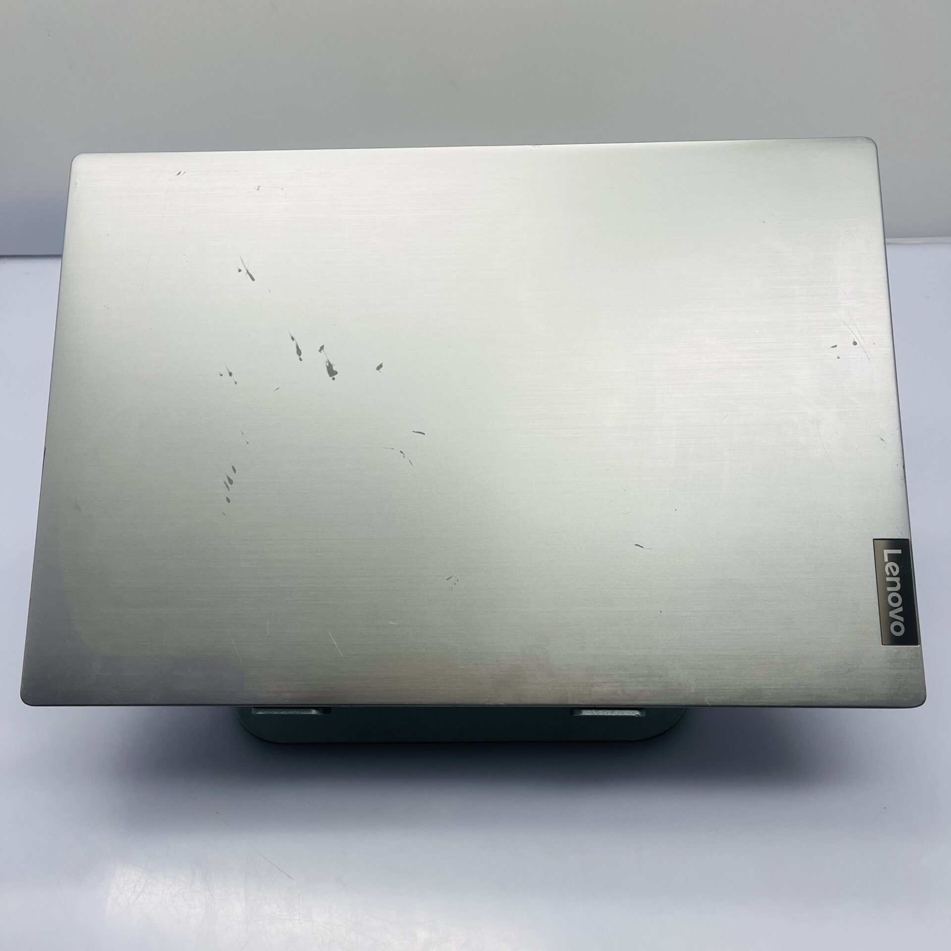 Lenovo IdeaPad S145 "Core i5 8th Gen" 1.60GHz 12GB RAM 256GB SSD Platinum Grey (Condition: Fair) - Image 11