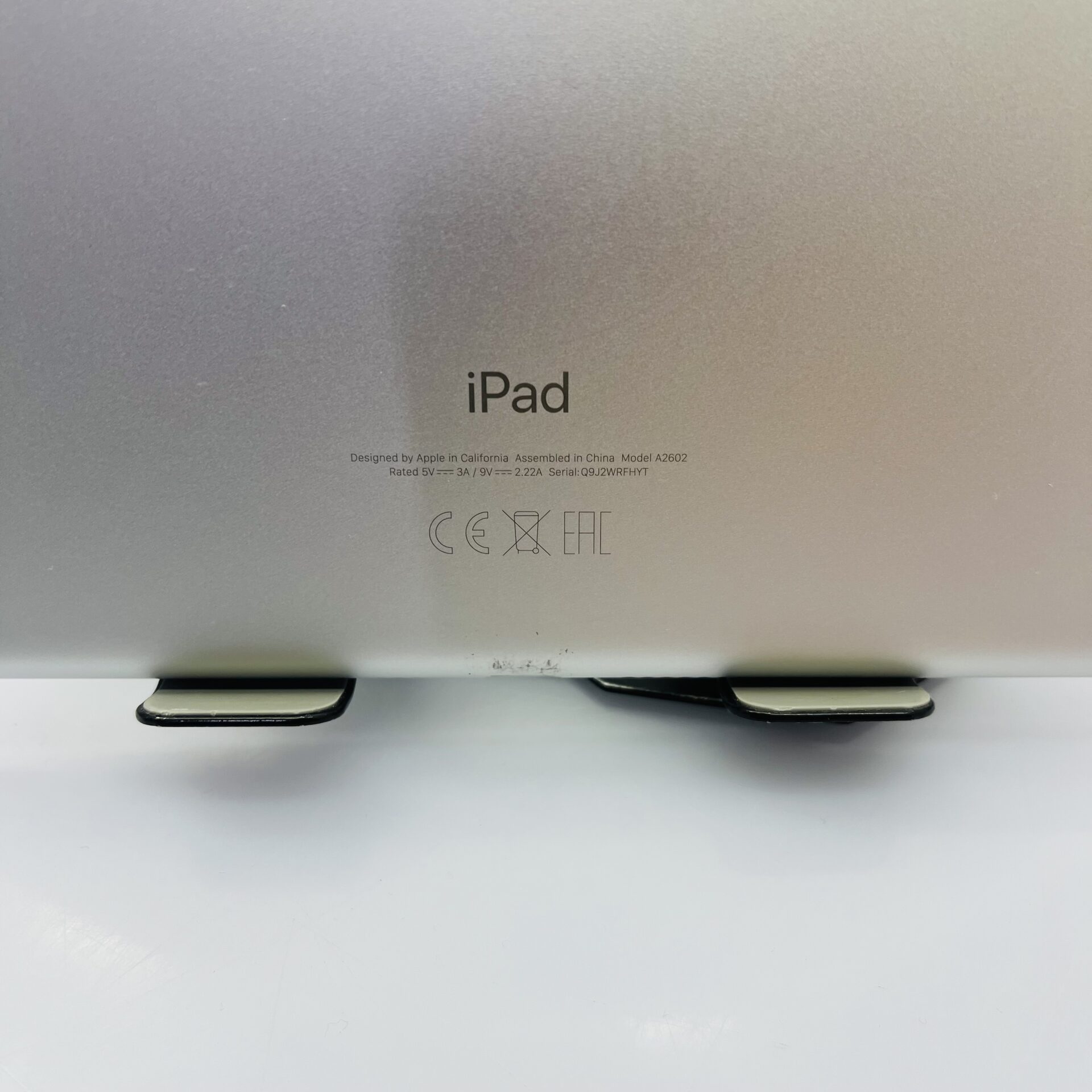 Apple iPad 10.2" 9th Gen (WiFi Only) 64GB Silver - Touch ID Not Working (Condition: Good) - Image 11
