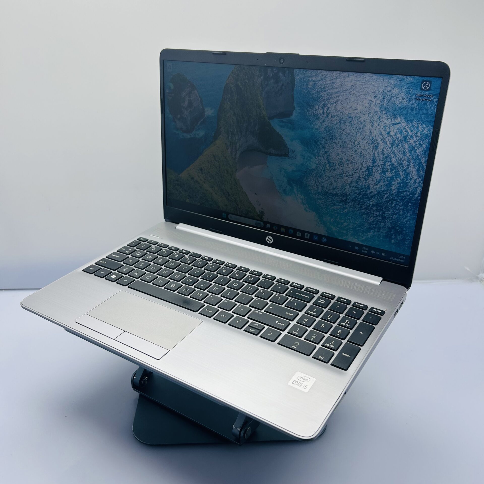 HP 250 G8 10th Gen "Core i5" 1.00GHz 16GB RAM 512GB SSD Asteroid Silver (Condition: Good) - Image 4