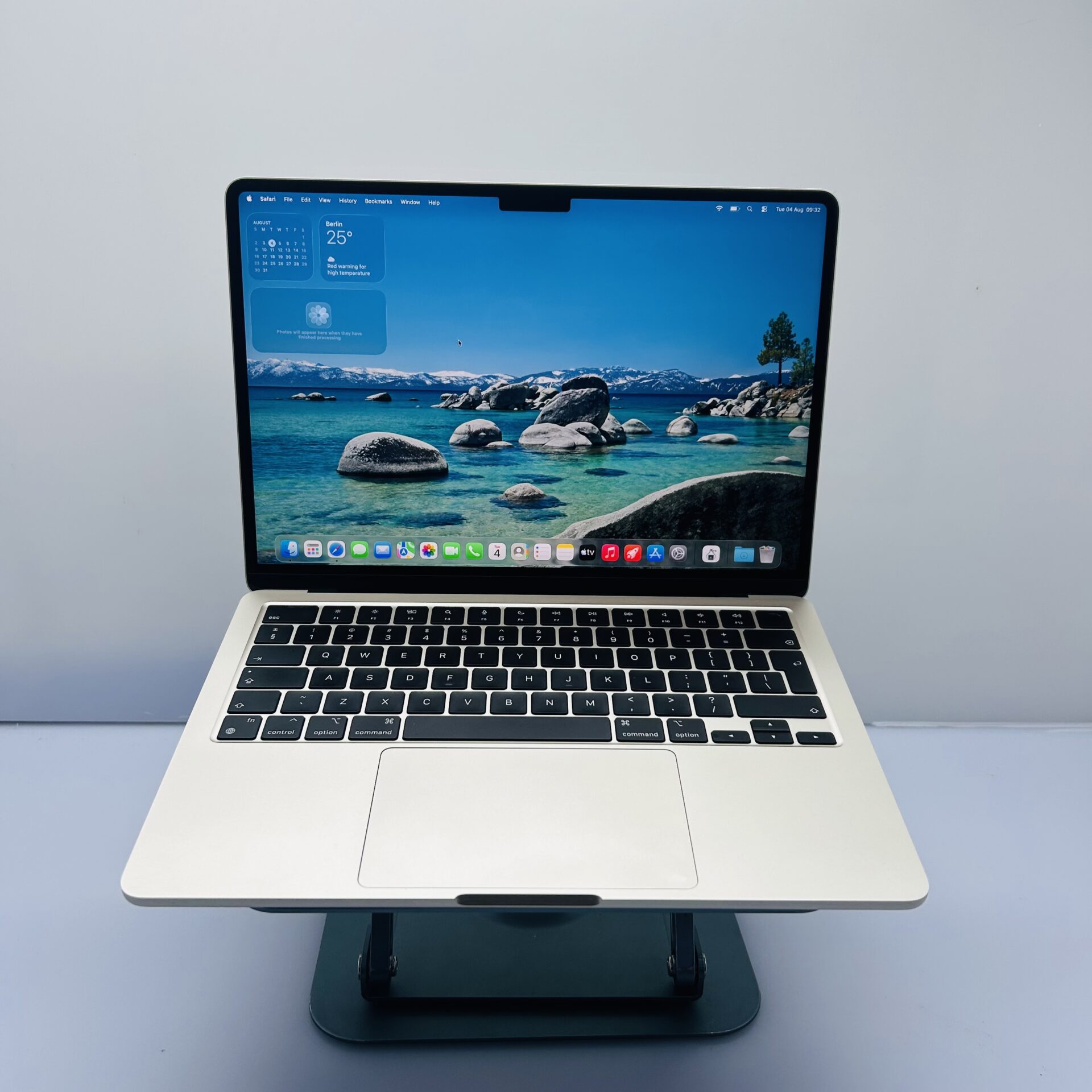 Apple MacBook Air 13-inch "M2" 8 CPU/ 10 GPU (2022) 8GB RAM 512GB SSD Starlight (Condition: Excellent) - Image 3
