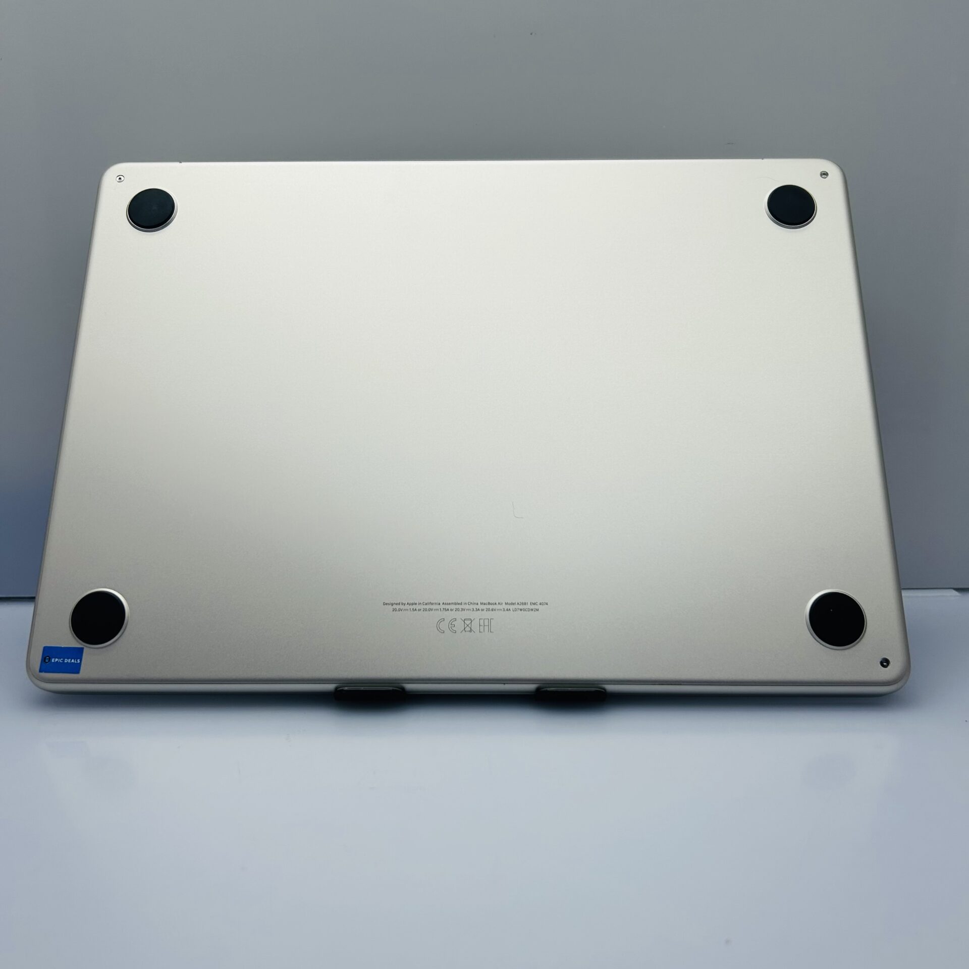 Apple MacBook Air 13-inch "M2" 8 CPU/ 10 GPU (2022) 8GB RAM 512GB SSD Starlight (Condition: Excellent) - Image 7