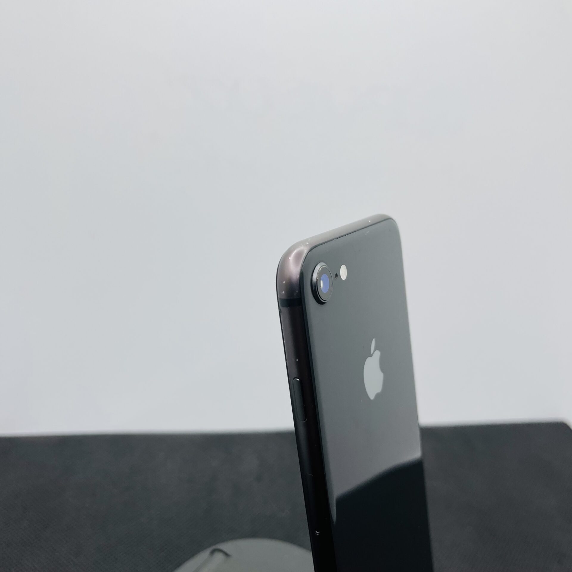 Apple iPhone 8 64GB Space Gray (Condition: Good) - Image 10