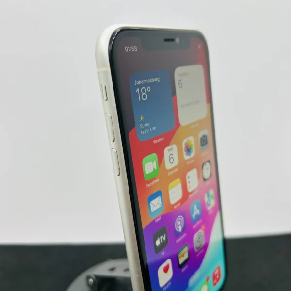Apple iPhone 11 128GB White (Condition: Good) | Epic Deals SA