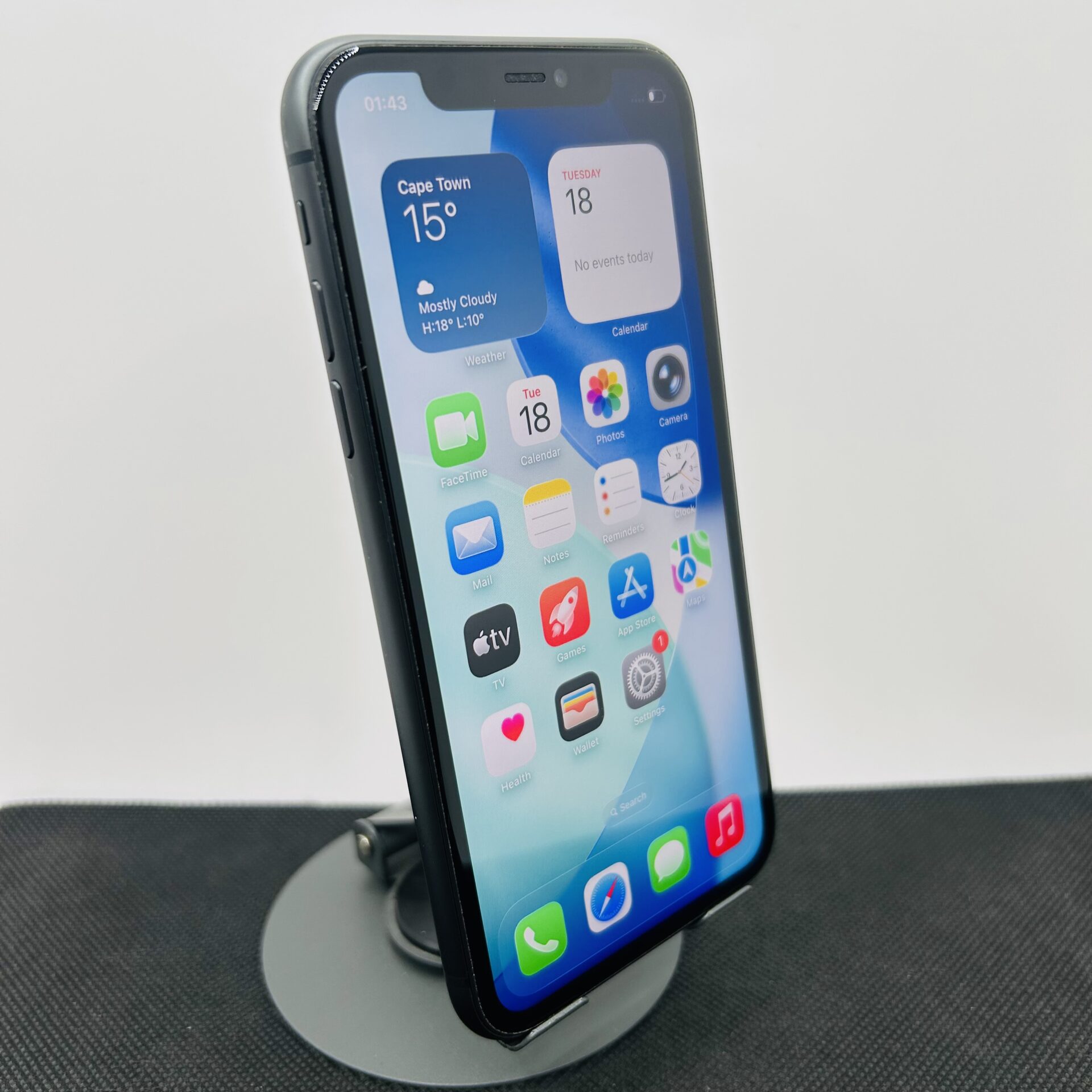 Apple iPhone 11 64GB Black (Condition: Good) - Image 7