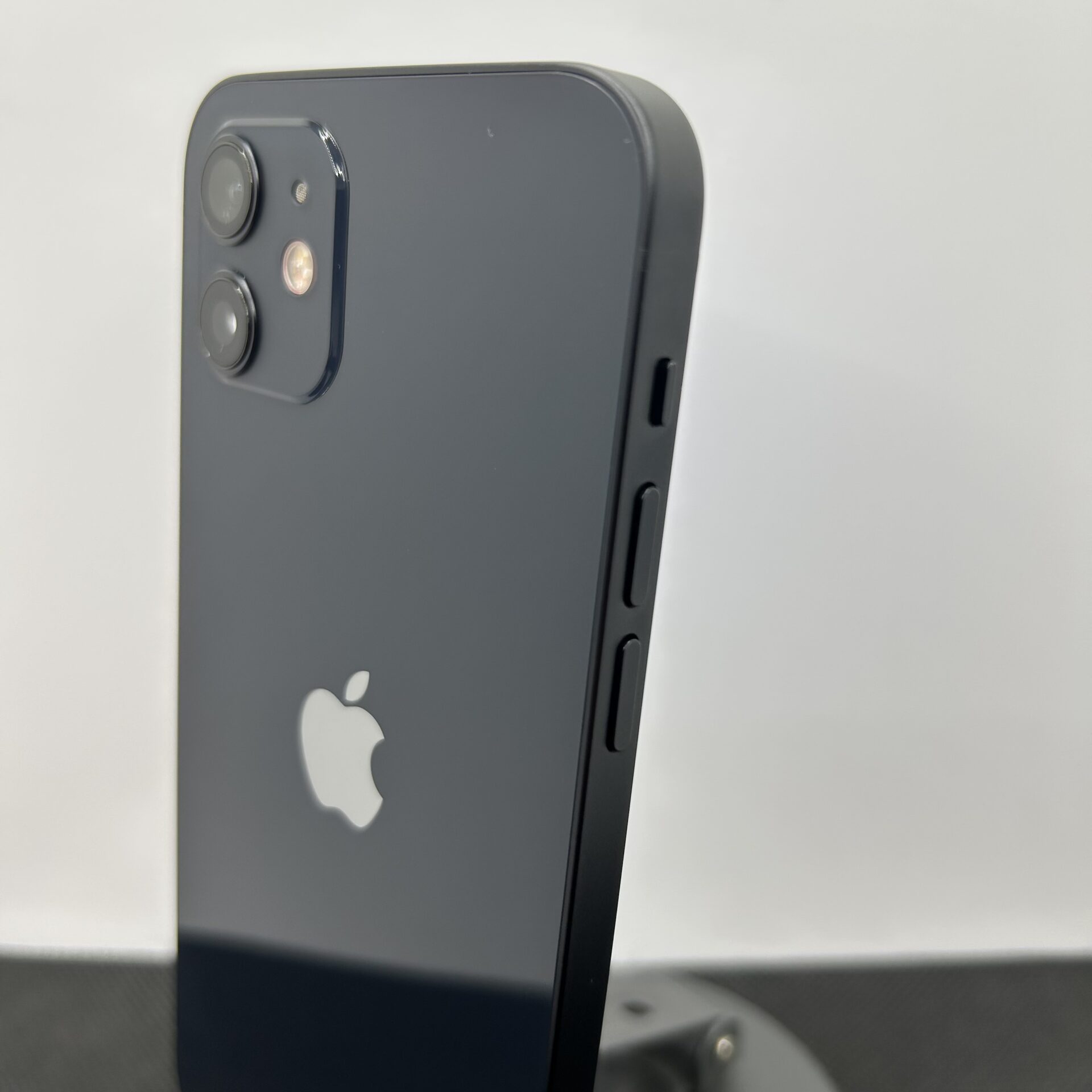Apple iPhone 12 256GB Black - Face ID Not Working (Condition: Good) - Image 10