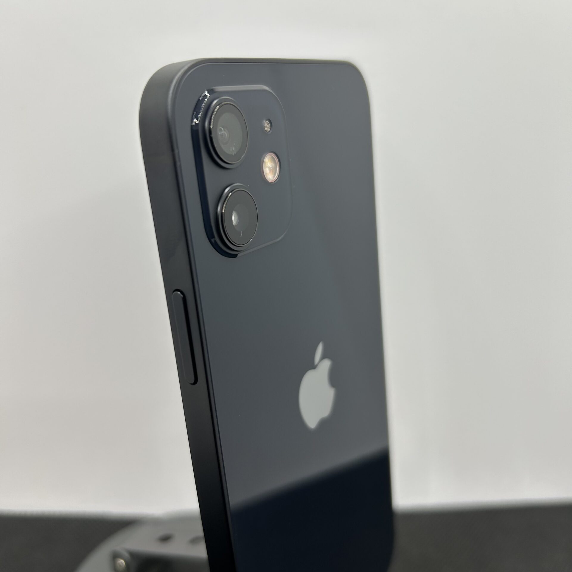Apple iPhone 12 256GB Black - Face ID Not Working (Condition: Good) - Image 8