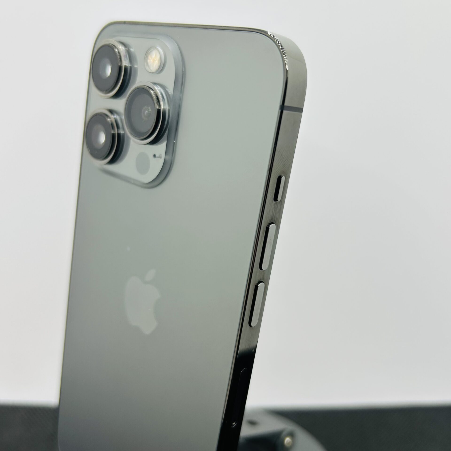 Apple iPhone 13 Pro 128GB Graphite (Condition: Good) - Image 10