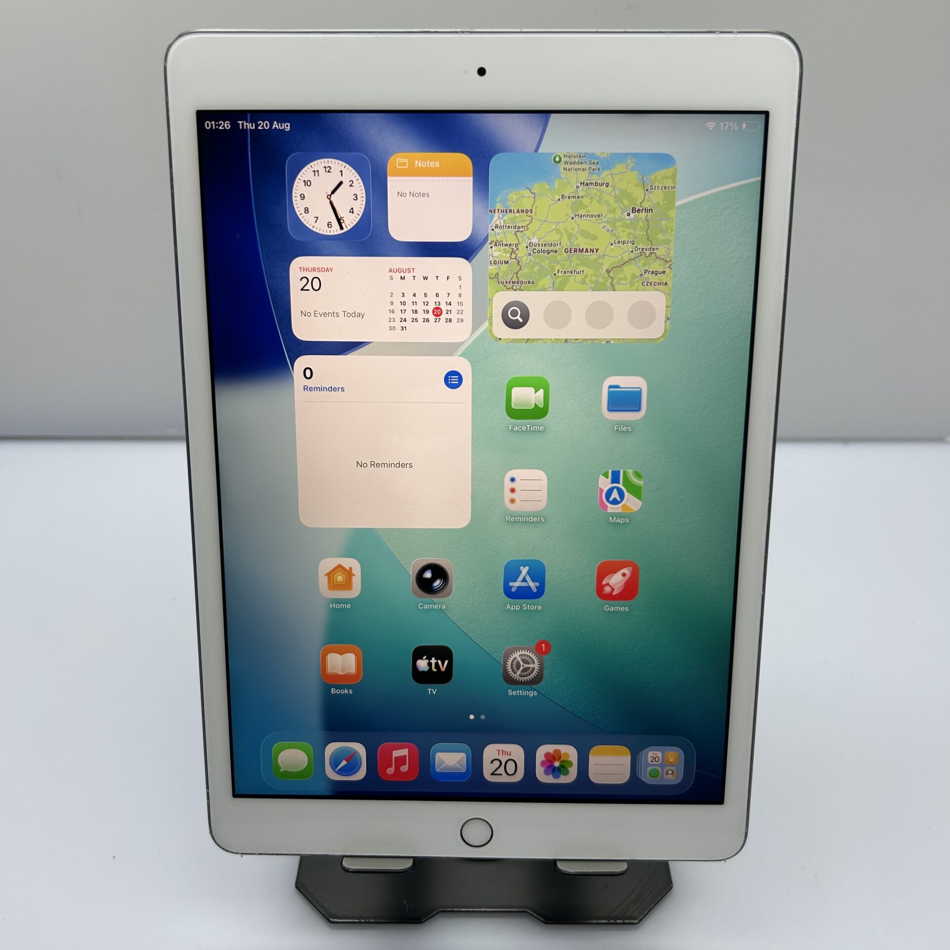 Apple iPad 9th Gen 64GB (Wifi Only) Space Gray - Touch ID Not Working (Condition: Good) - Image 2