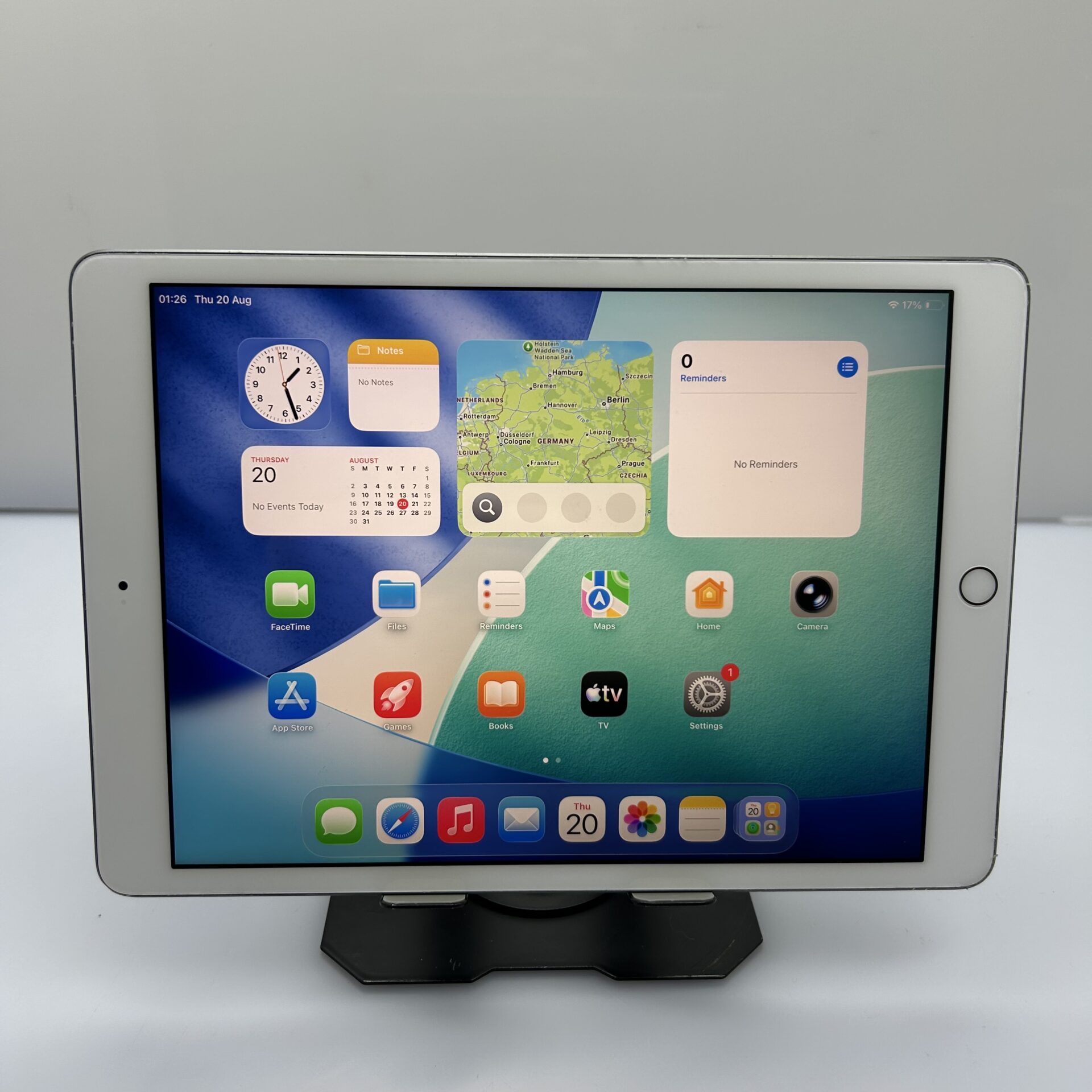 Apple iPad 9th Gen 64GB (Wifi Only) Space Gray - Touch ID Not Working (Condition: Good) - Image 7