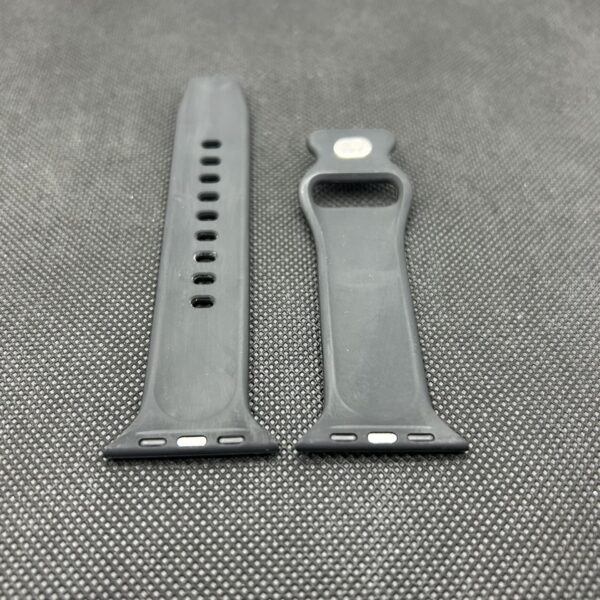 Apple Watch Series 9 41mm Silver (Condition: Good) - Image 10