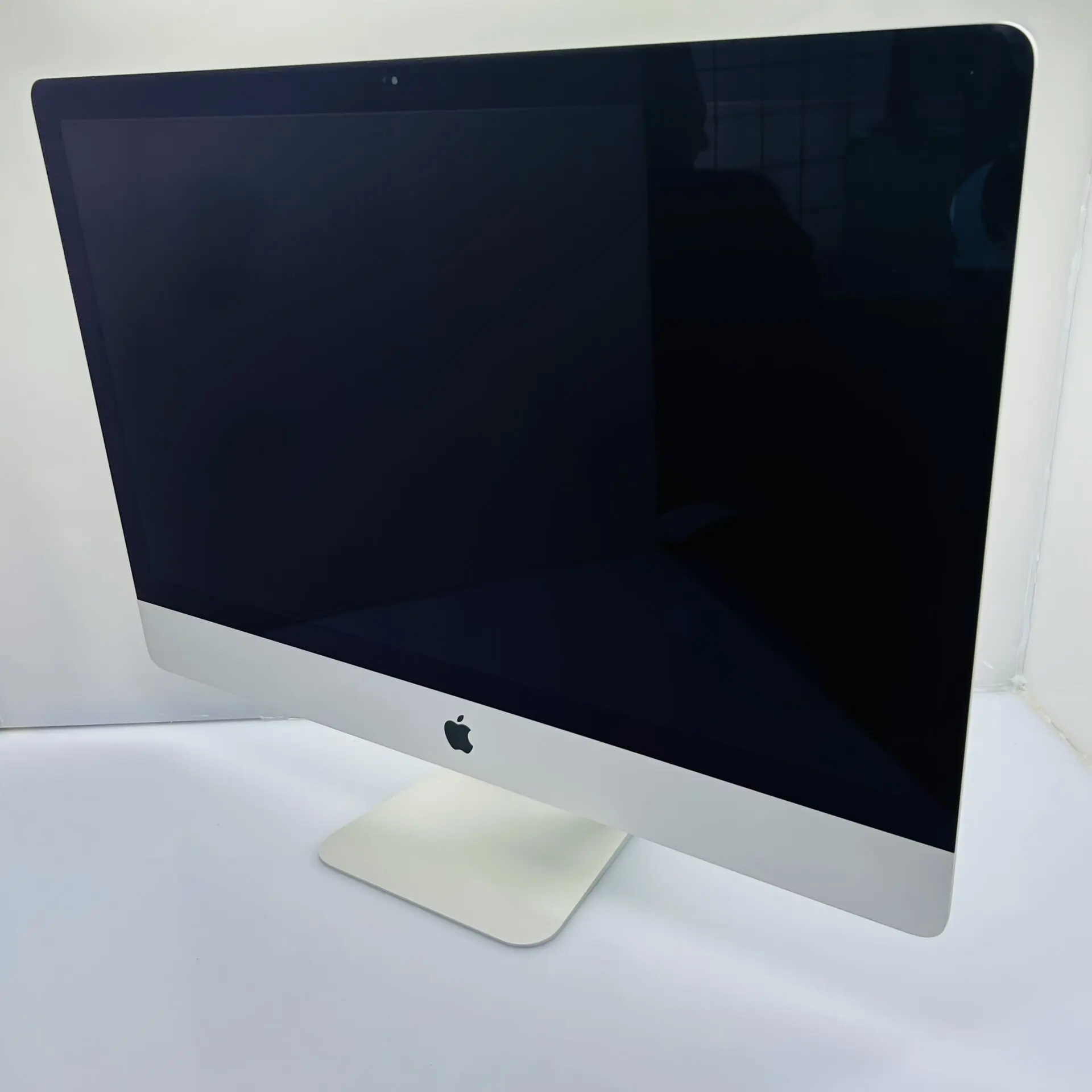 Apple iMac 27-Inch "Core i5" (5K, 2020) 3.3GHz 8GB RAM 512GB SSD Silver + Magic Keyboard + Magic Mouse (Condition: Good) - Image 6