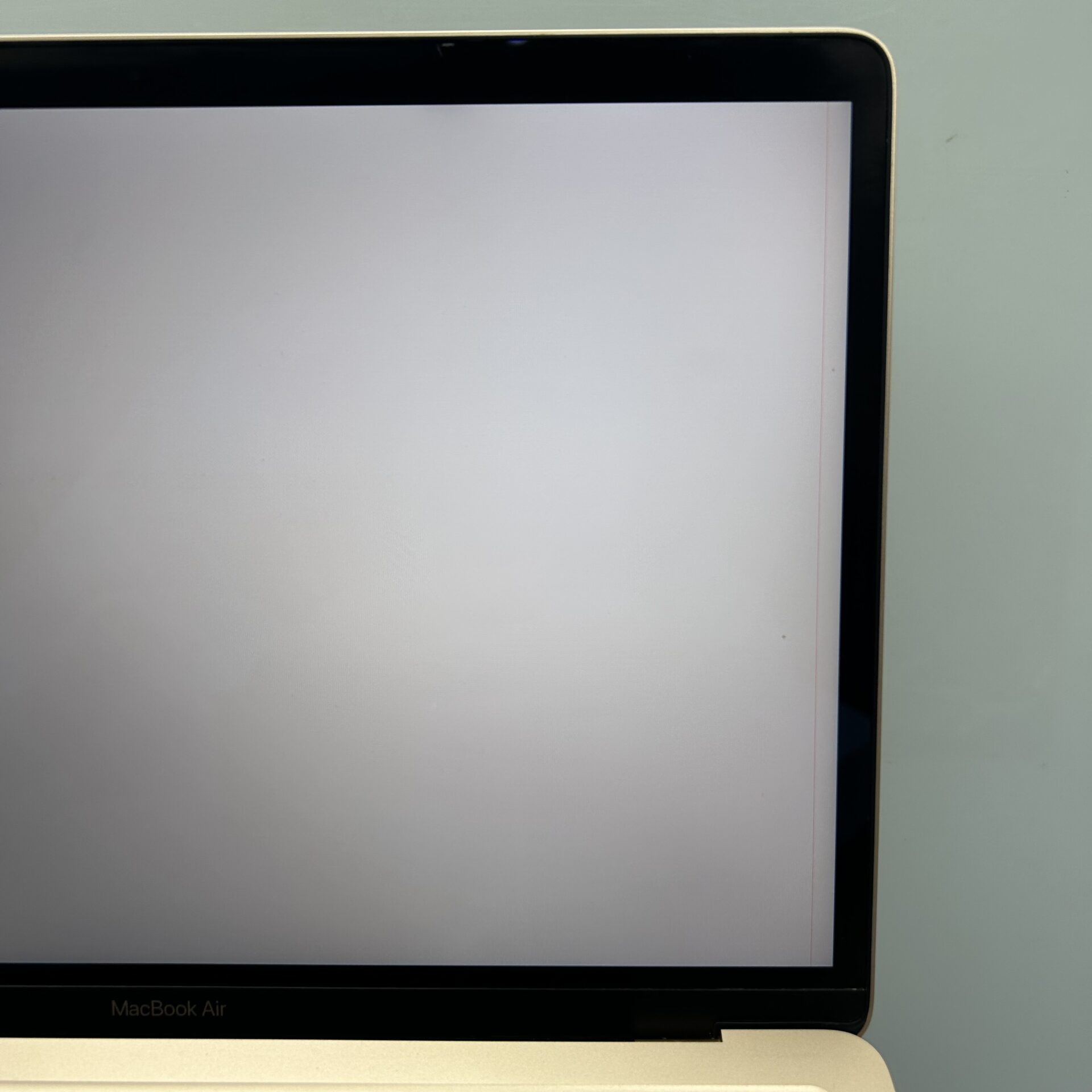 Apple MacBook Air 13-inch "M1" (2020) 8 CPU/ 7 GPU 8GB RAM 256GB SSD Rose Gold - Line on Screen (Condition: Faulty / As-Is) - Image 18