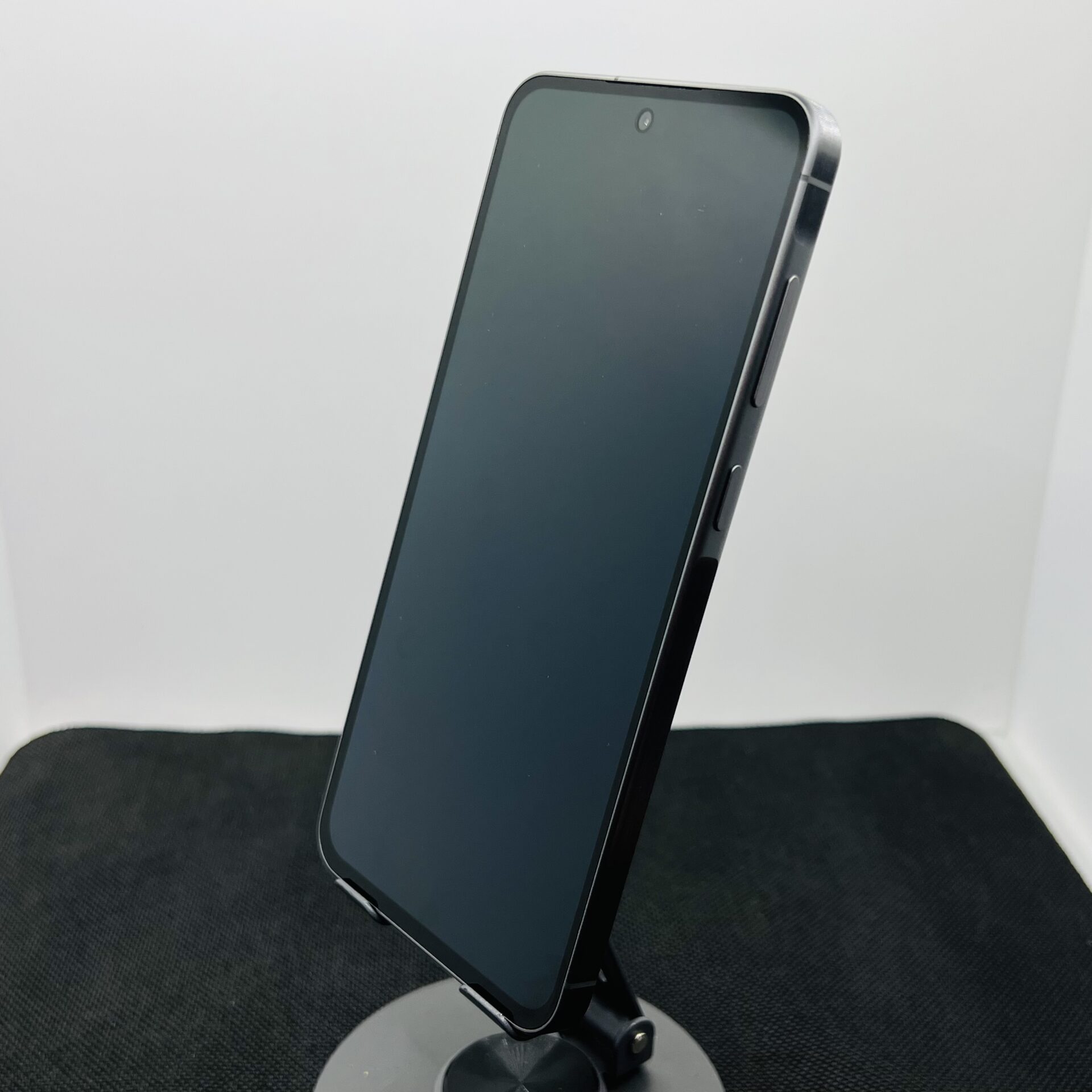 Samsung Galaxy A56 256GB Awesome Graphite (Condition: Good) - Image 6