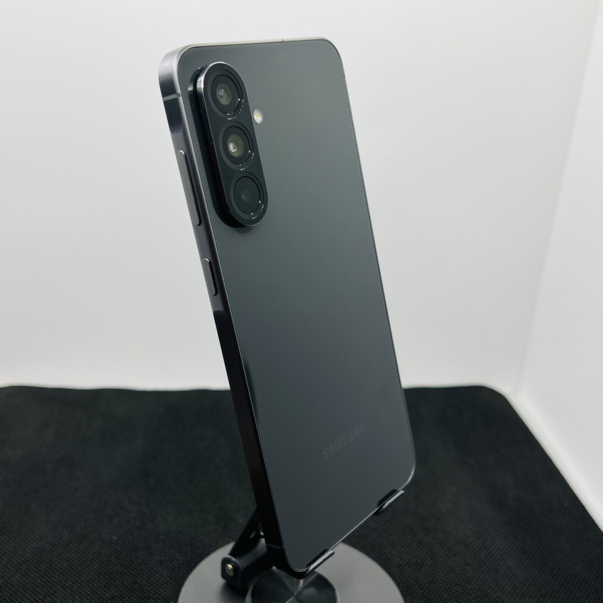 Samsung Galaxy A56 256GB Awesome Graphite (Condition: Good) - Image 8