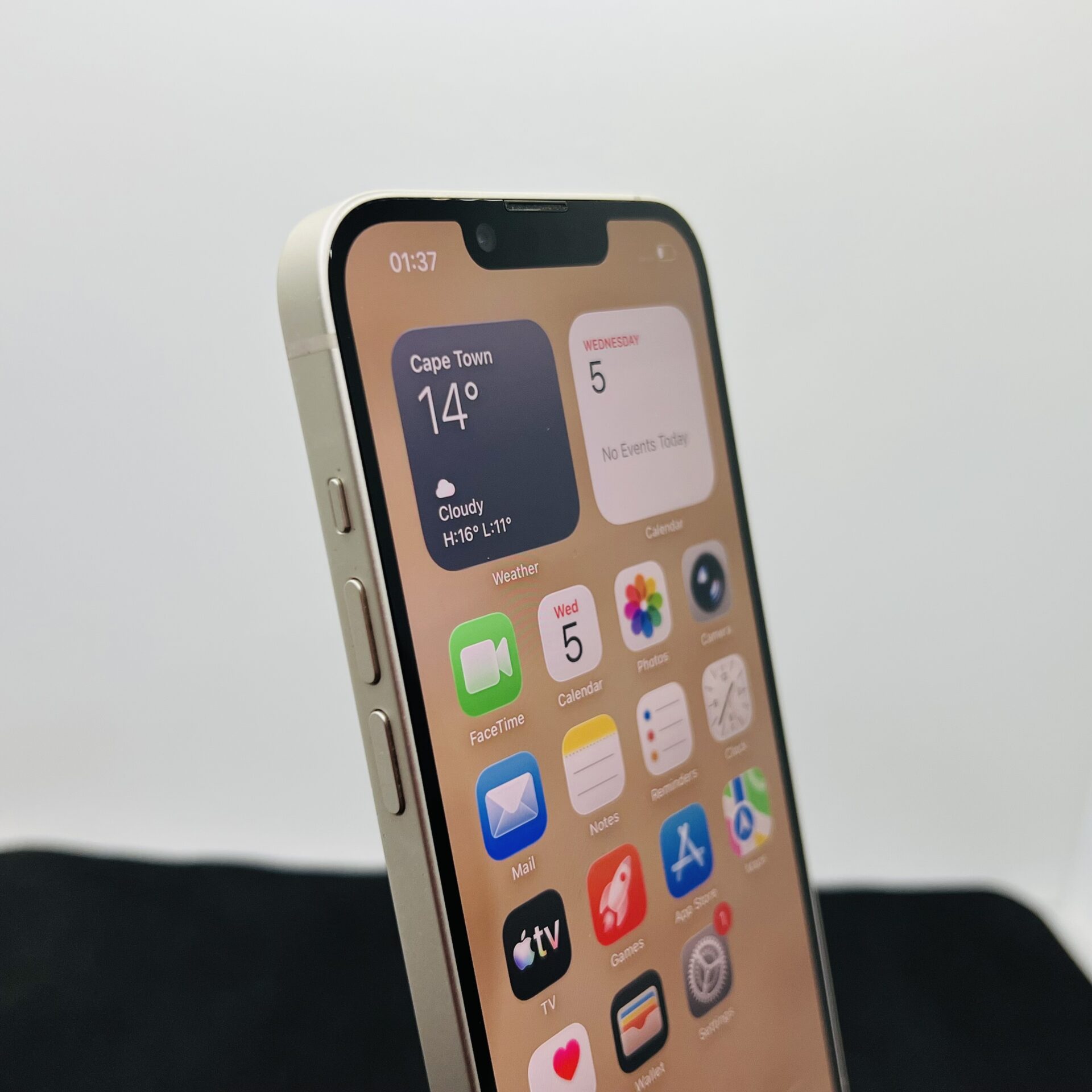 Apple iPhone 14 128GB Starlight (Condition: Good) - Image 4