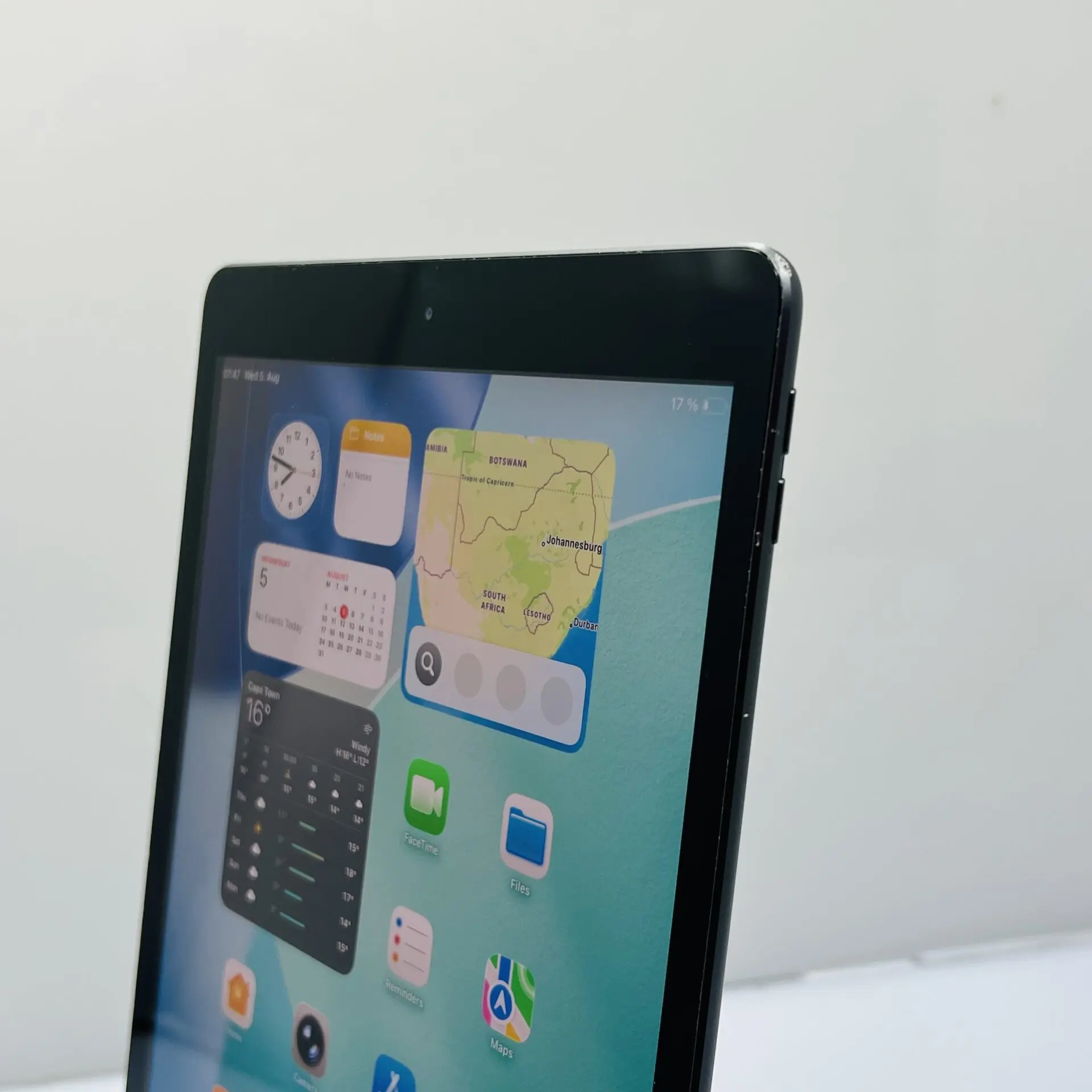 Apple iPad 10.2" 8th Gen 128GB (WiFi Only) Space Gray (Condition: Good) - Image 5