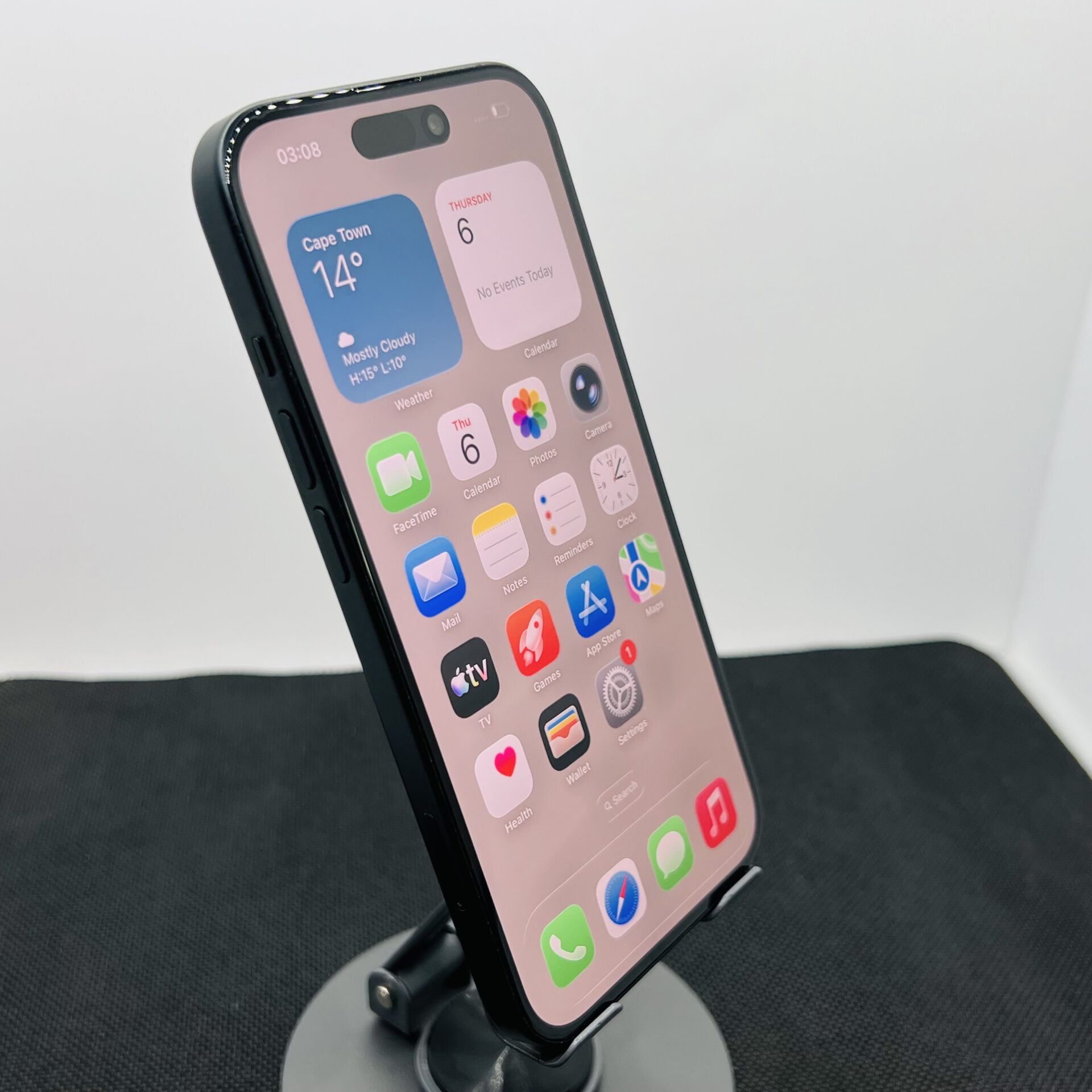 Apple iPhone 15 128GB Black (Condition: Good) - Image 3