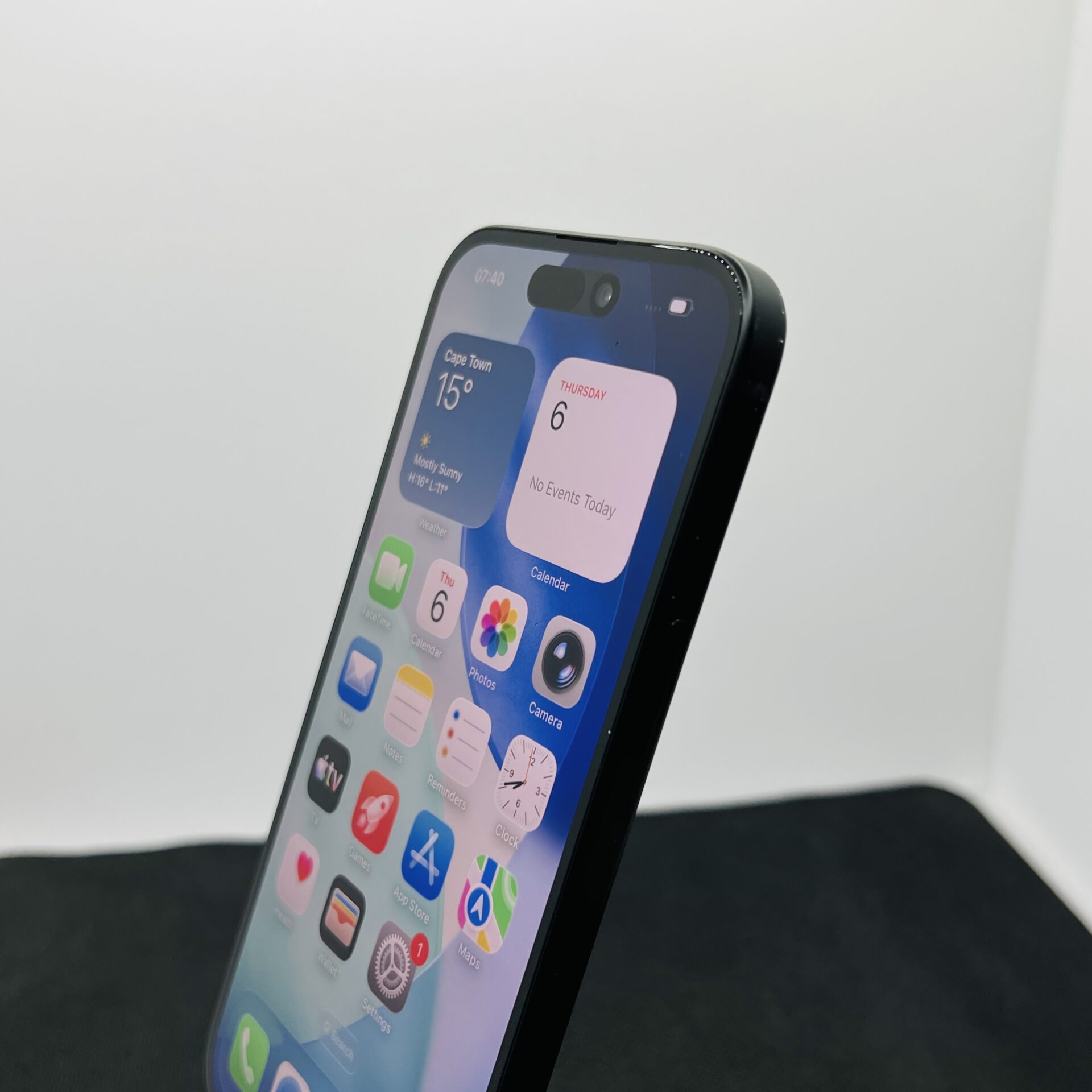 Apple iPhone 15 128GB Black (Condition: Good) - Image 6
