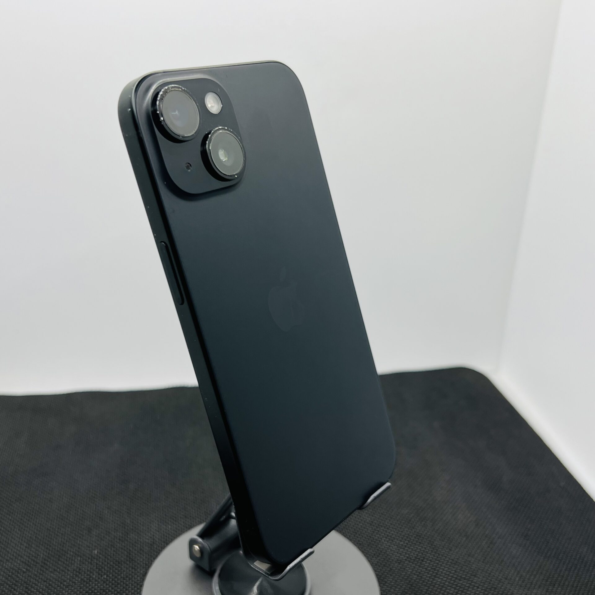 Apple iPhone 15 128GB Black (Condition: Good) - Image 9
