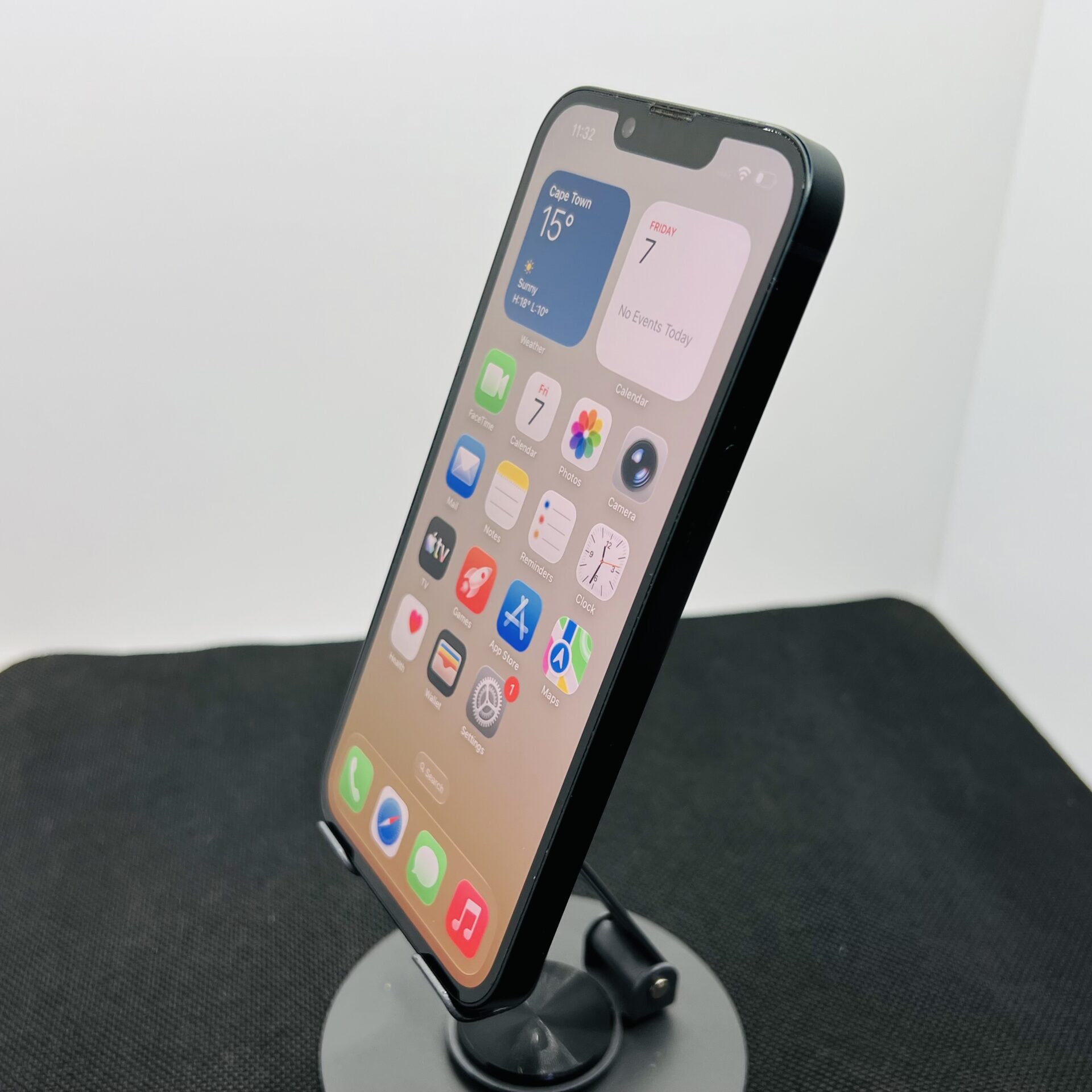 Apple iPhone 14 256GB Midnight (Condition: Good) - Image 5