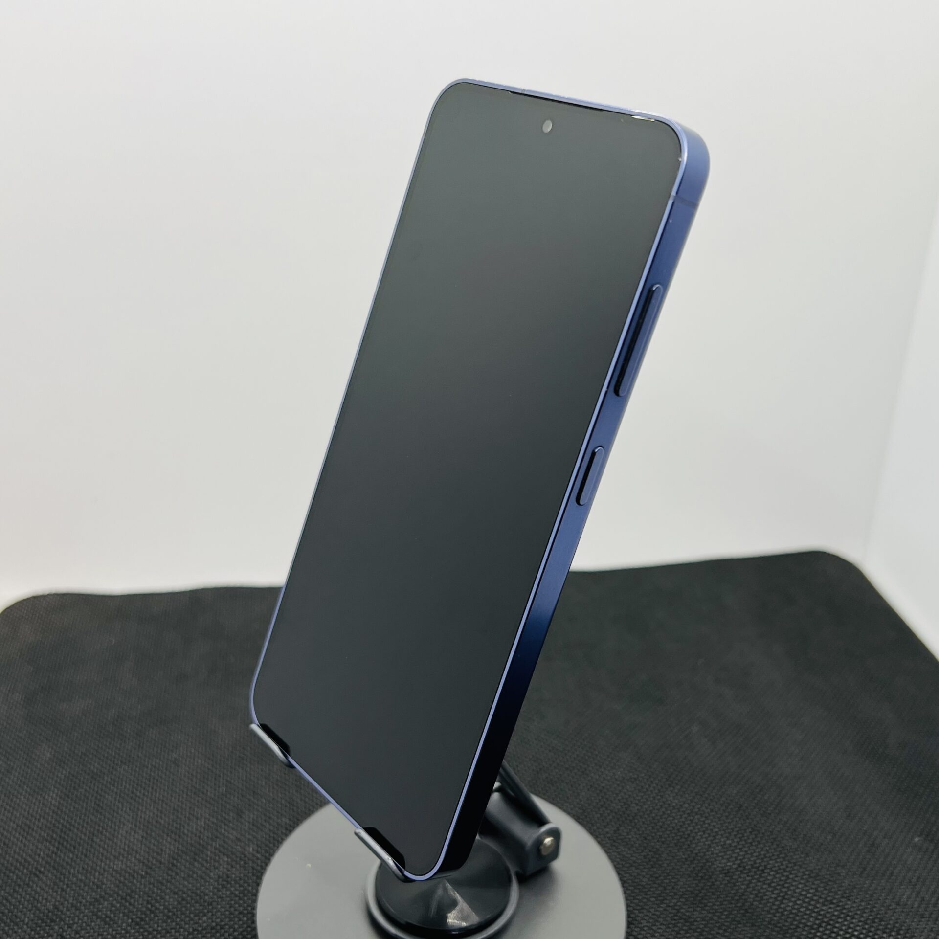 Samsung Galaxy S24 256GB Cobalt Violet (Condition: Good) - Image 6